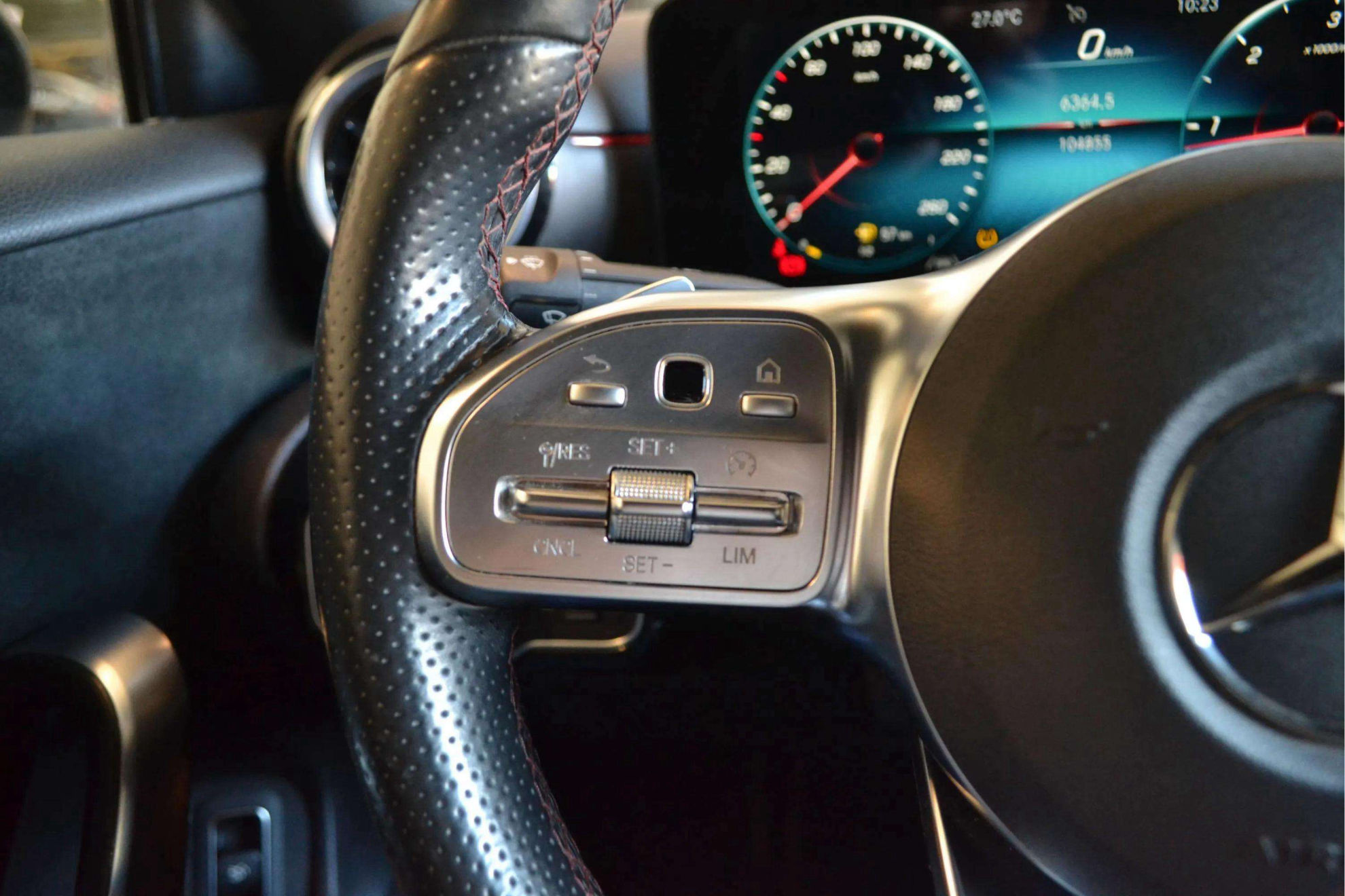 Mercedes-Benz Clase A Sedán A 200 d - foto 20