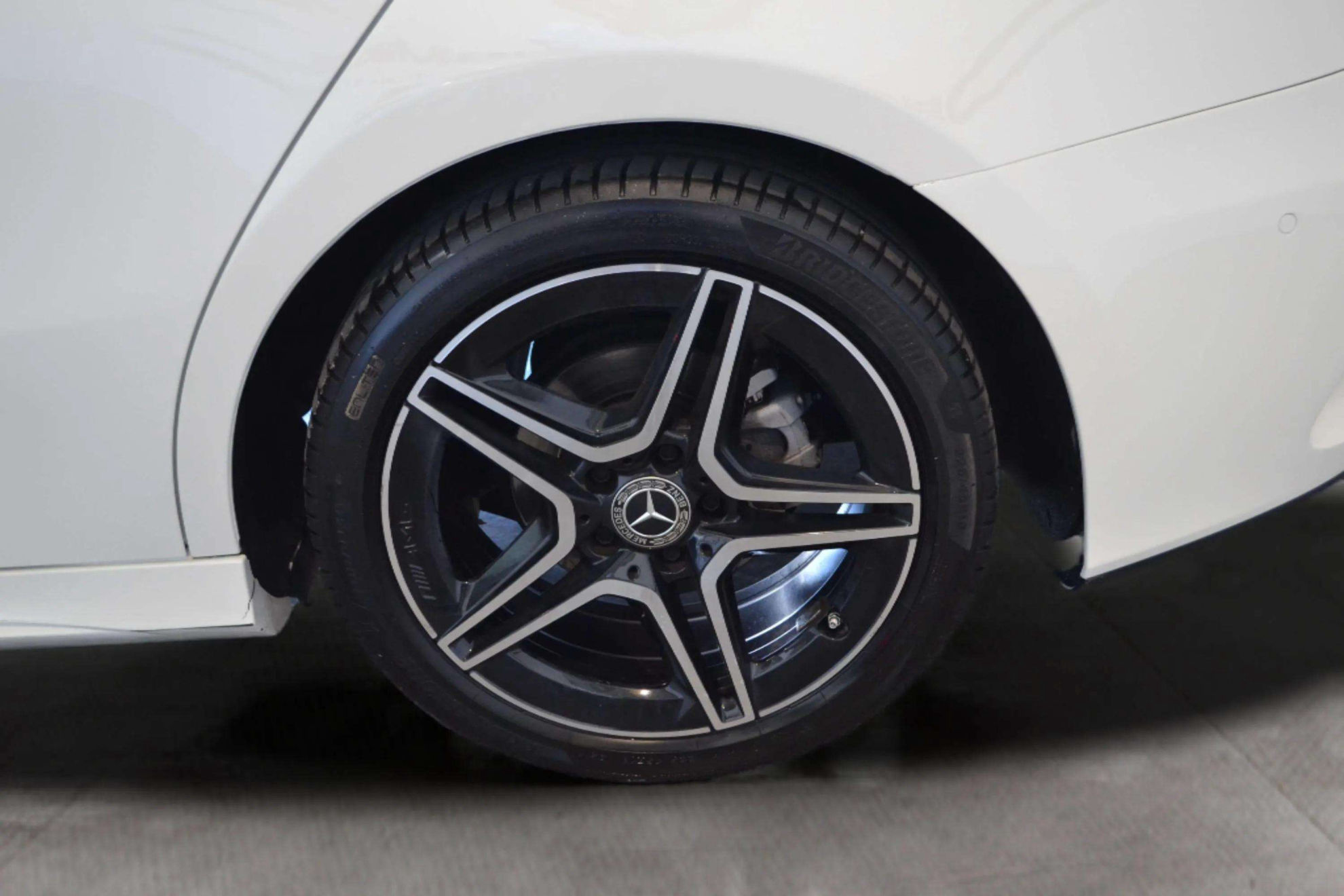 Mercedes-Benz Clase A Sedán A 200 d - foto 32