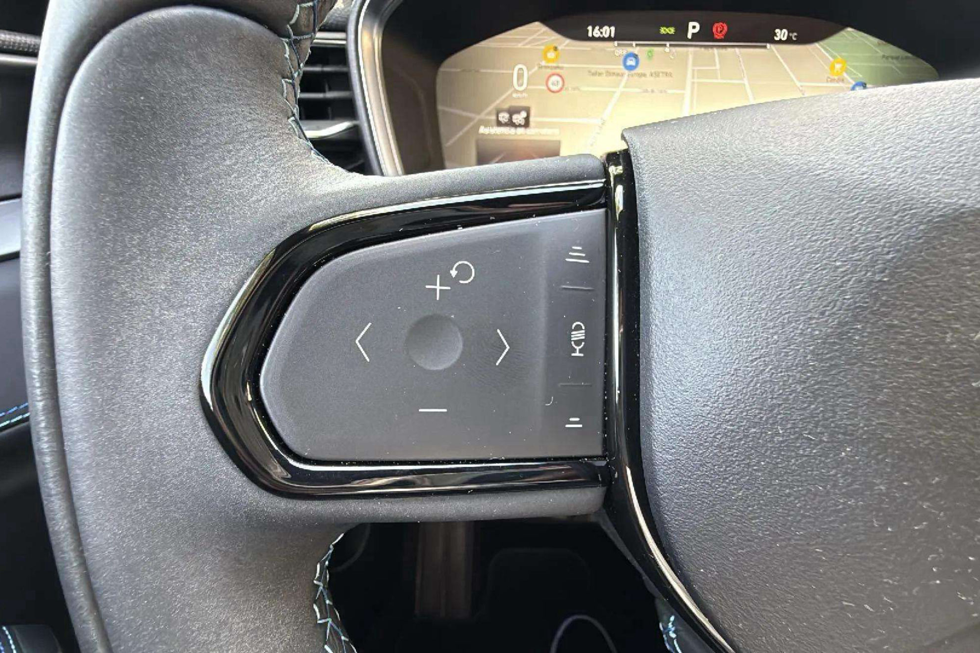Lynk & Co 01 Hibrido Enchufable - foto 15