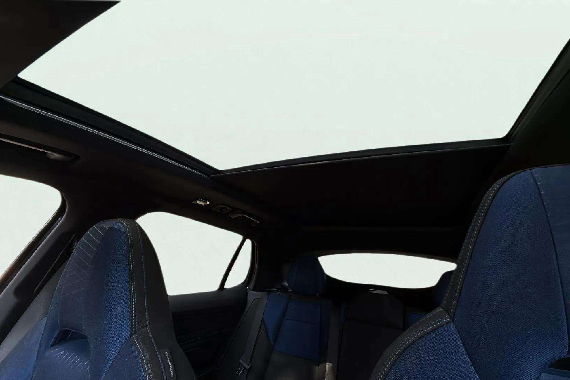 Lynk & Co 01 Hibrido Enchufable - foto 41