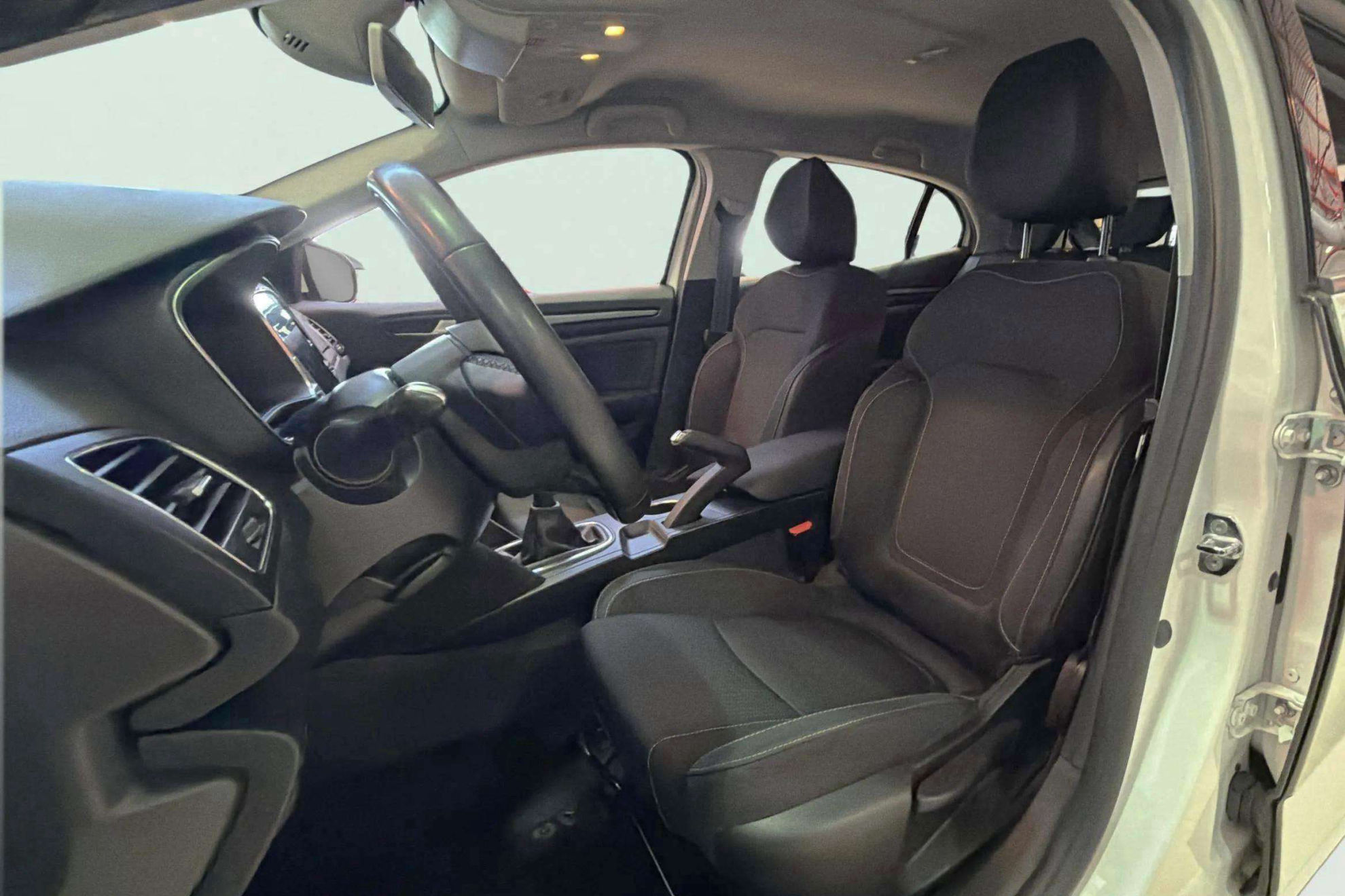 Renault Mégane Equilibre Blue dCi - foto 12