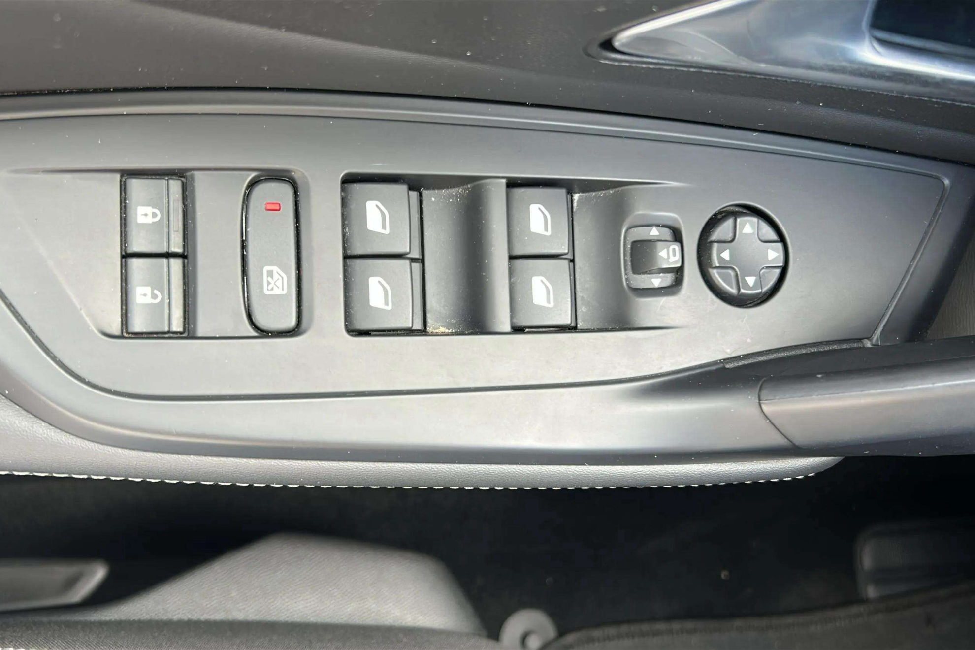 Peugeot 308 Allure PureTech 130 - foto 15
