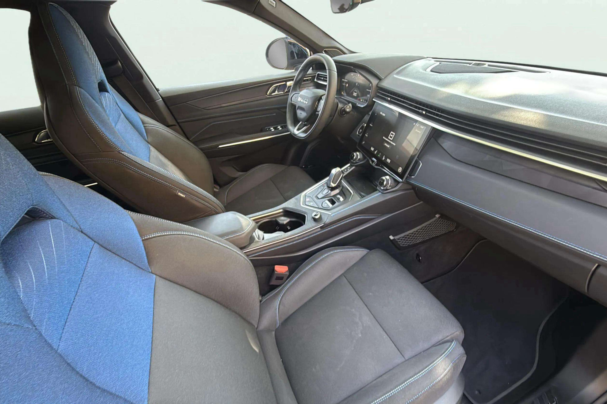 Lynk & Co 01 1.5 PHEV - foto 26
