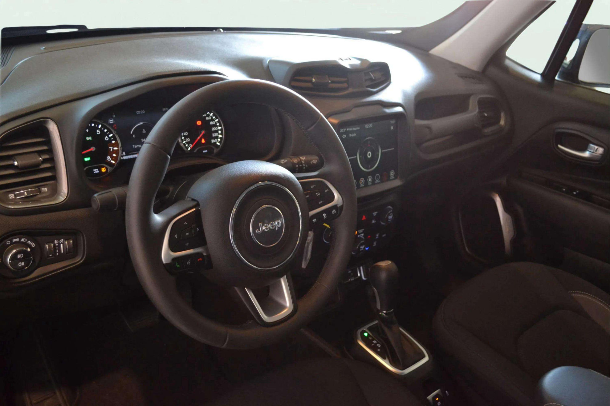 Jeep Renegade Limited 1.5 MHEV - foto 15
