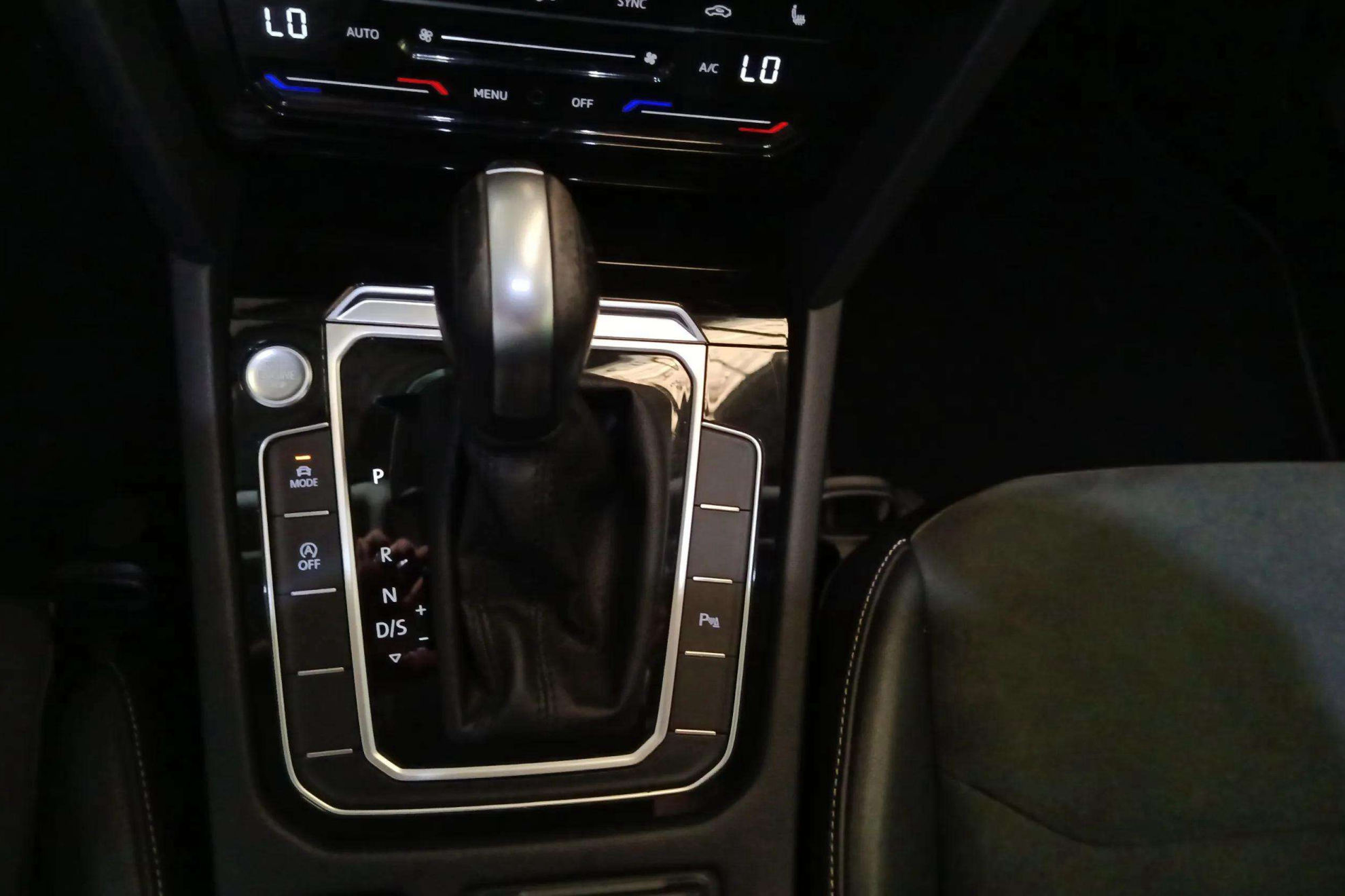 Volkswagen Arteon Elegance 2.0 TDI - foto 15