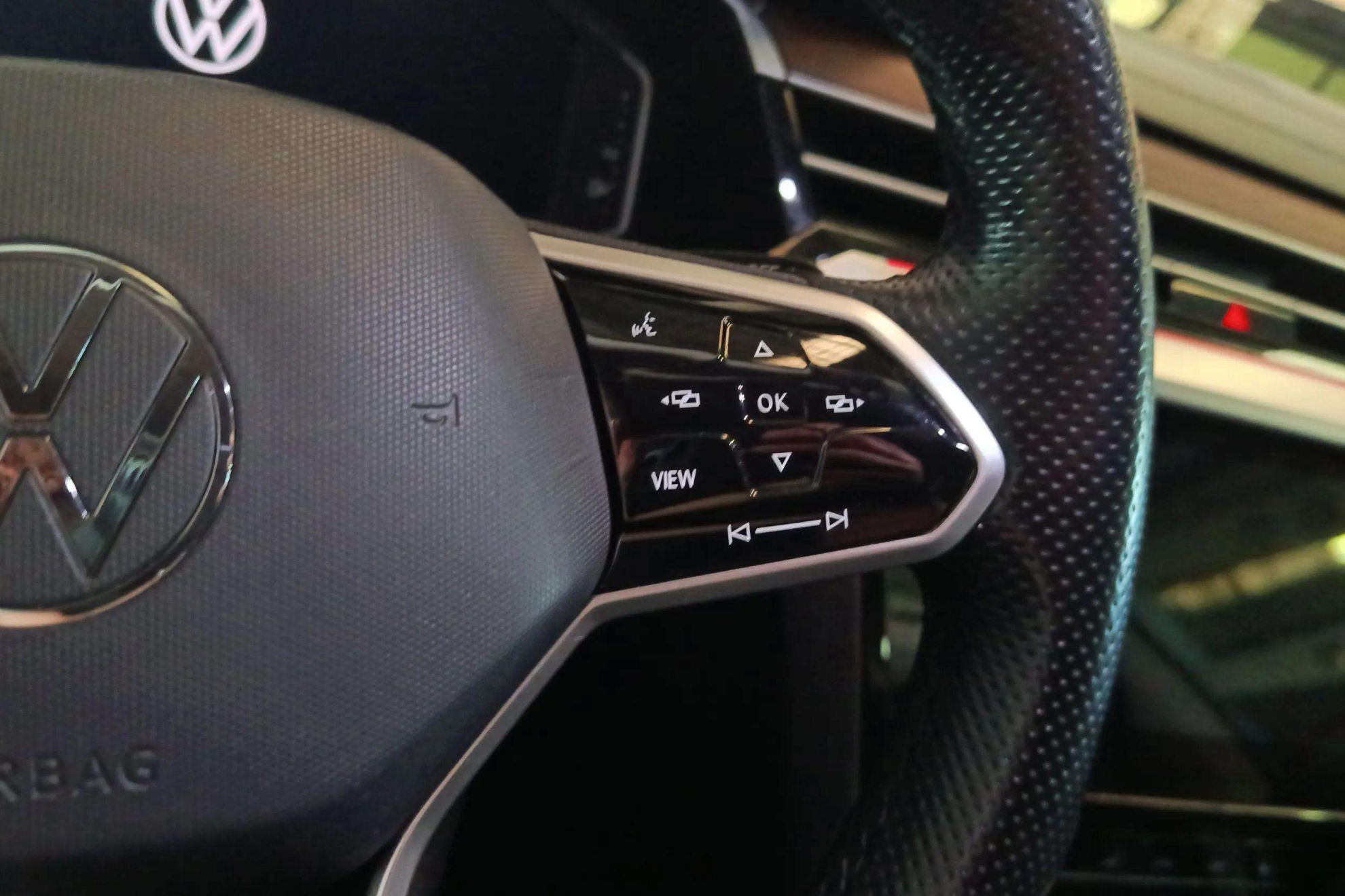 Volkswagen Arteon Elegance 2.0 TDI - foto 11
