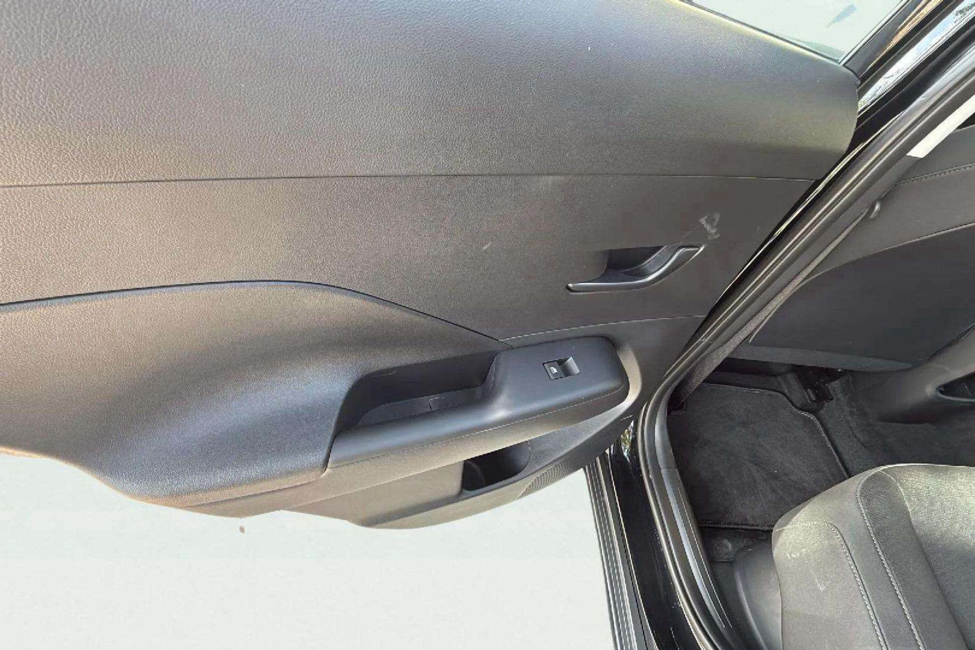 Hyundai Kona HEV 1.6GDI DT Maxx - foto 32