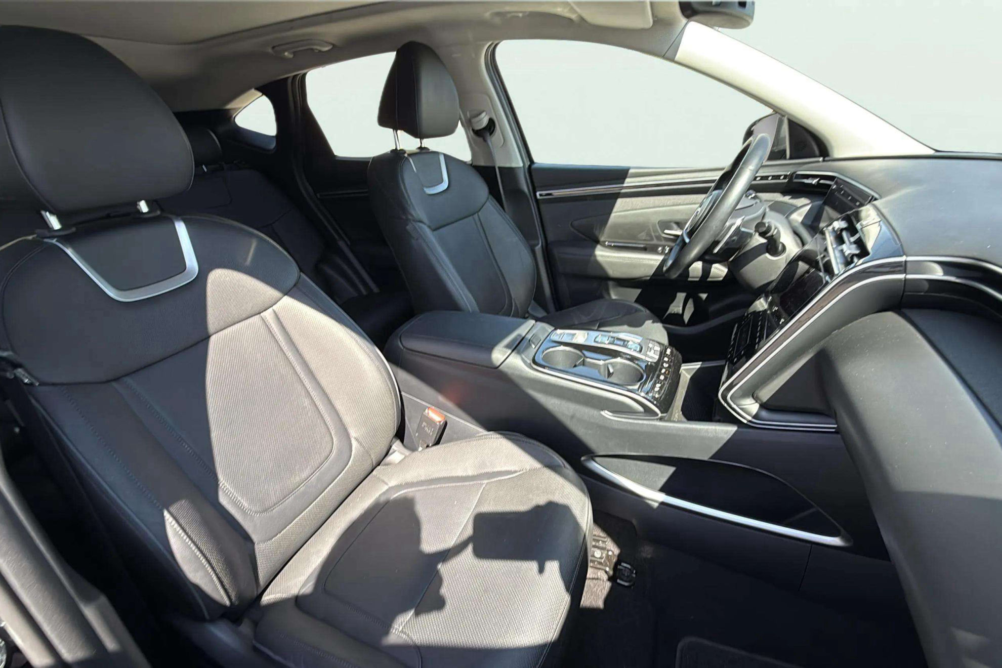 Hyundai Tucson 1.6 T-GDi PHEV Style 4x4 - foto 24