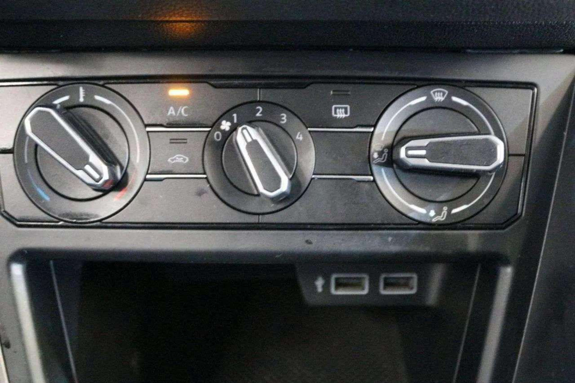 Volkswagen Polo Advance 1.0 TSI - foto 20