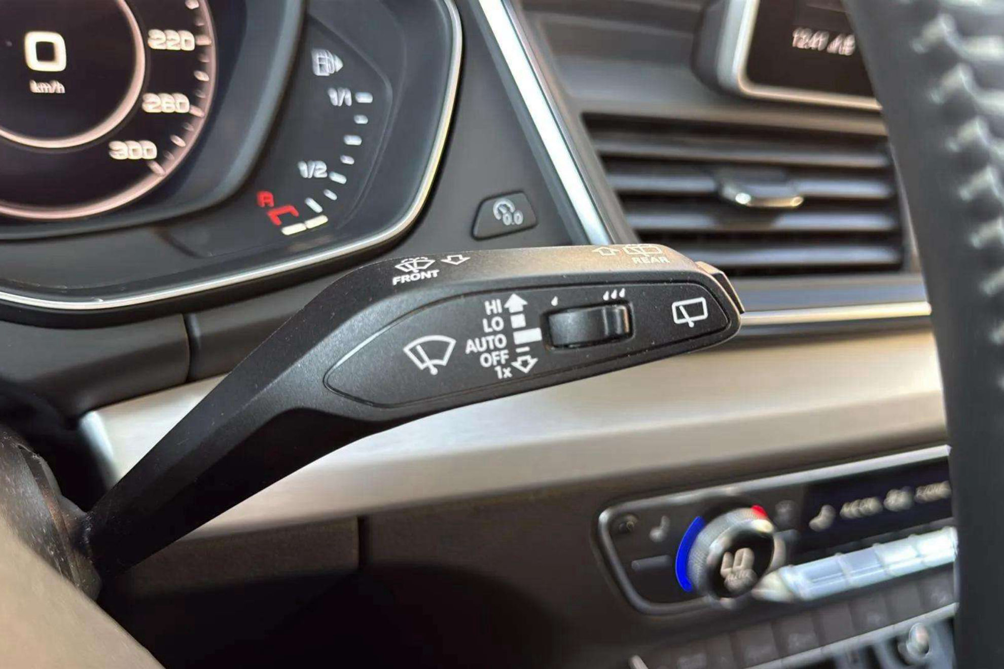Audi Q5 S line 40 TDI quattro S tronic - foto 10