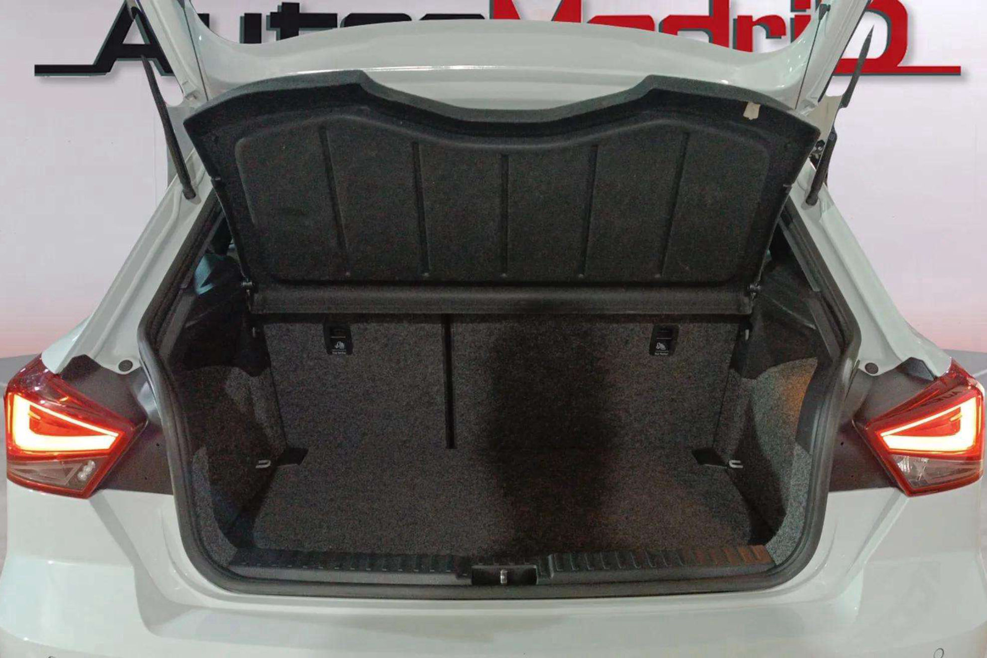 SEAT Ibiza 1.0 TSI FR - foto 7