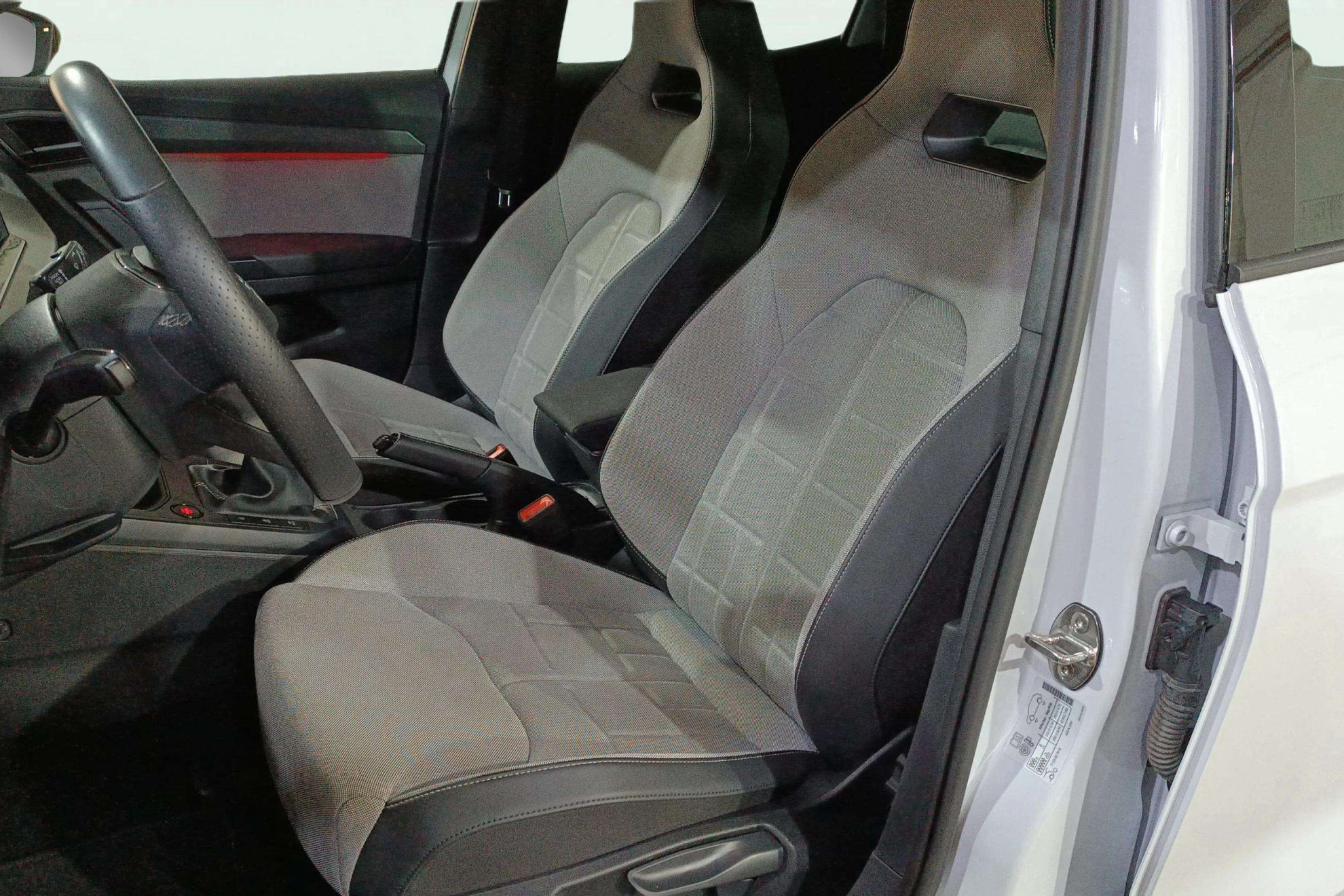 SEAT Ibiza 1.0 TSI FR - foto 11