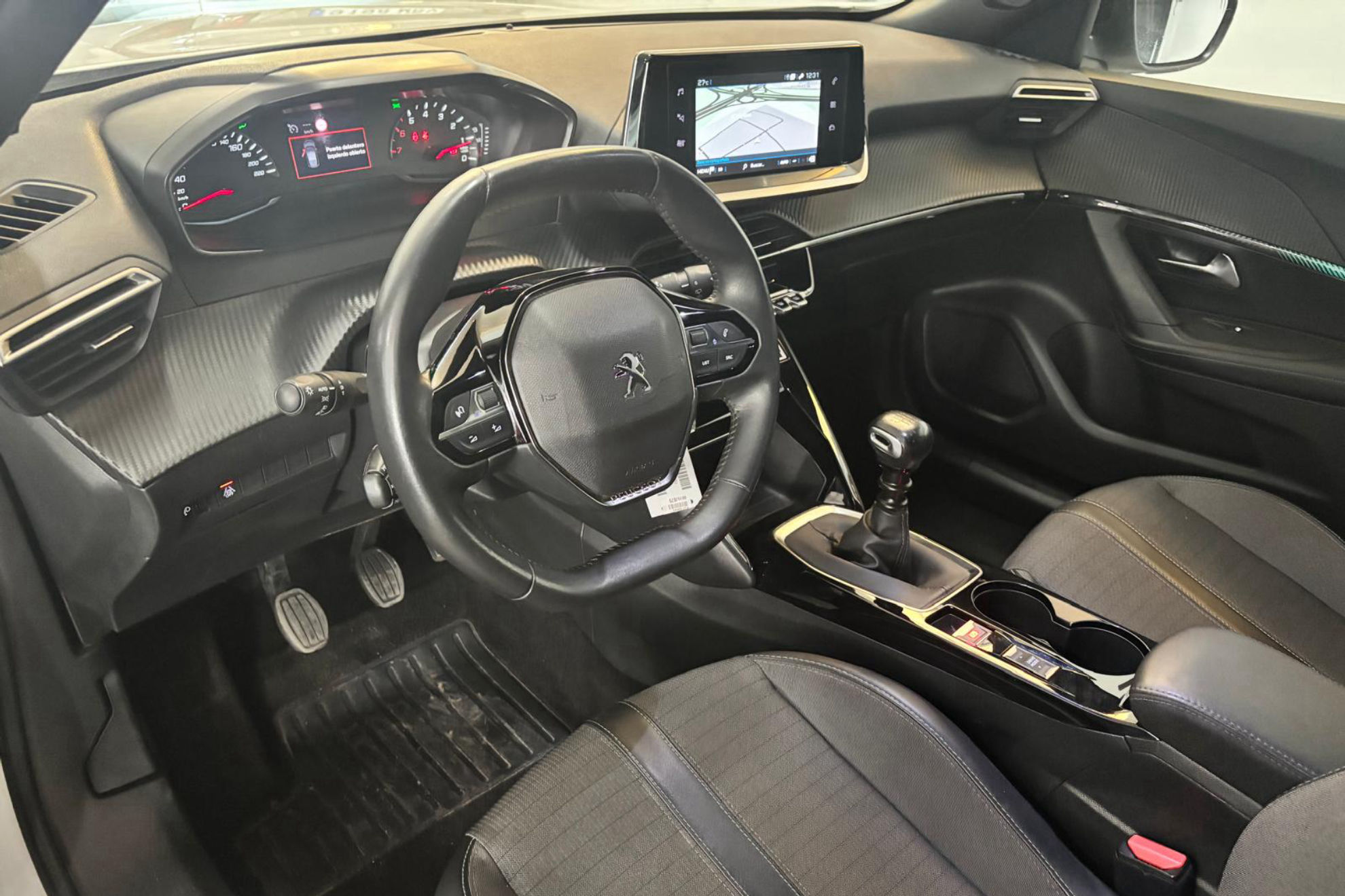 Peugeot 2008 Allure PureTech 100 - foto 14