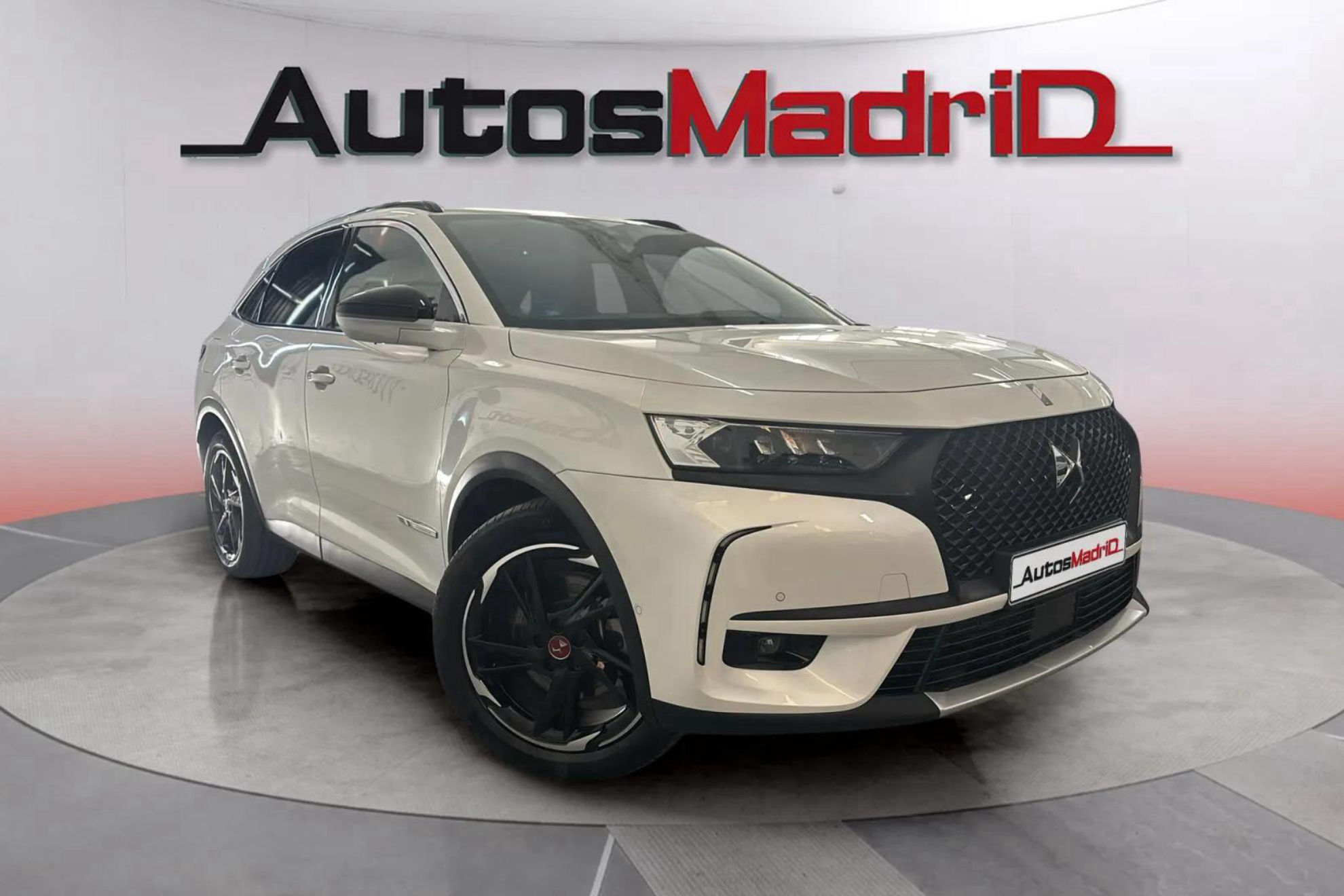 DS DS 7 Crossback 1.6 E-Tense 225 Performance Line