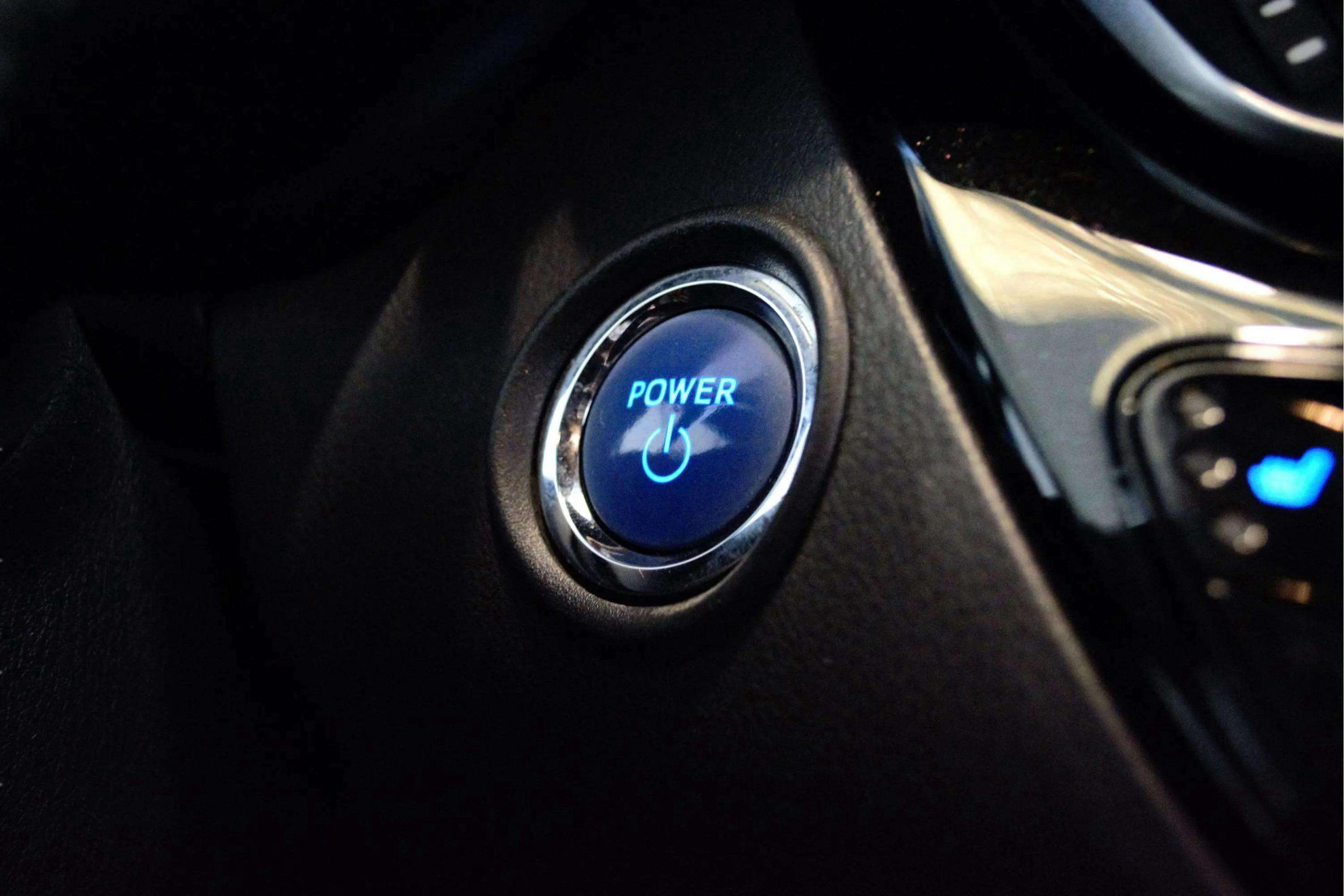 Toyota C-HR 1.8 125H Advance - foto 32