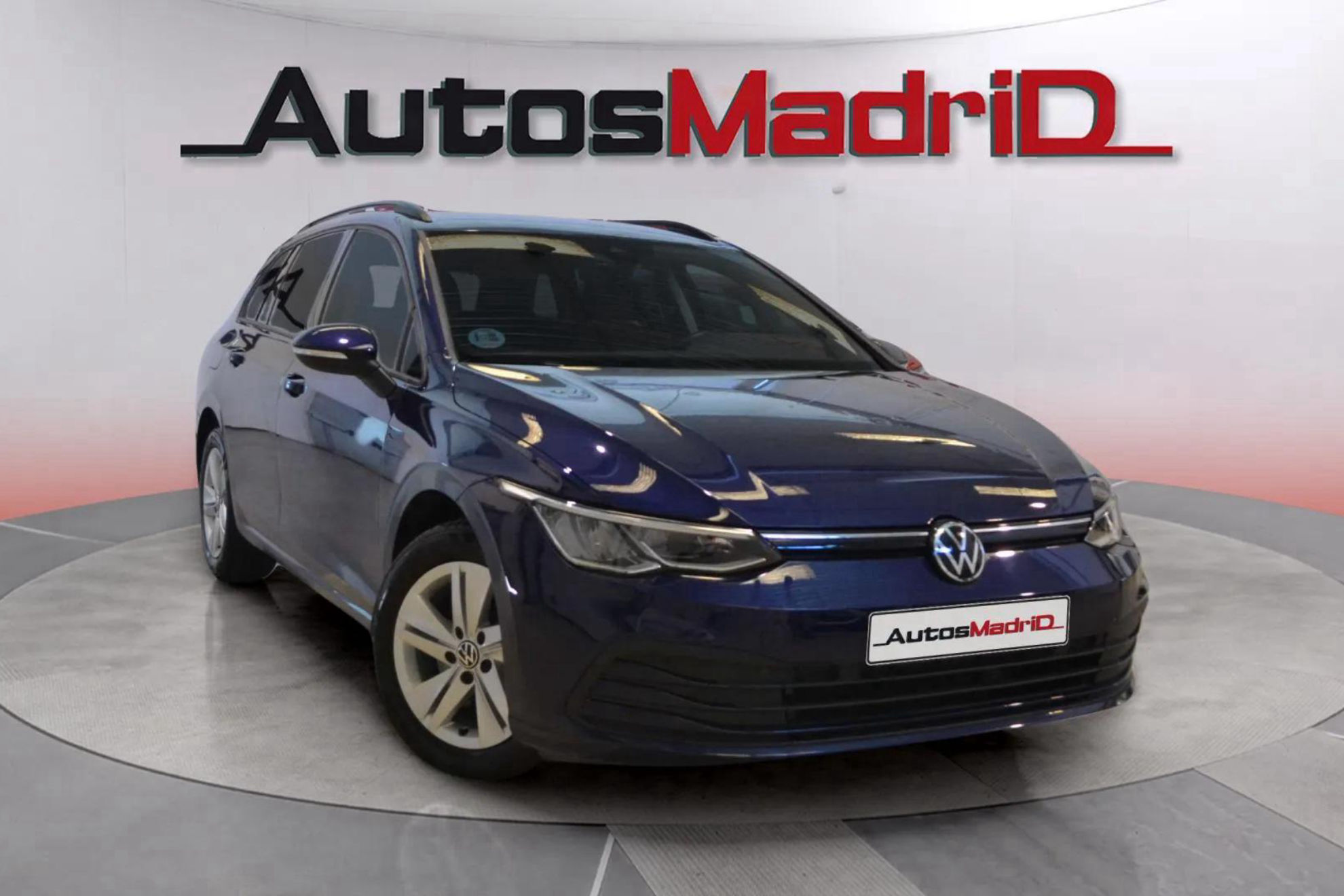 Volkswagen Golf Life 2.0 TDI Variant - foto 1