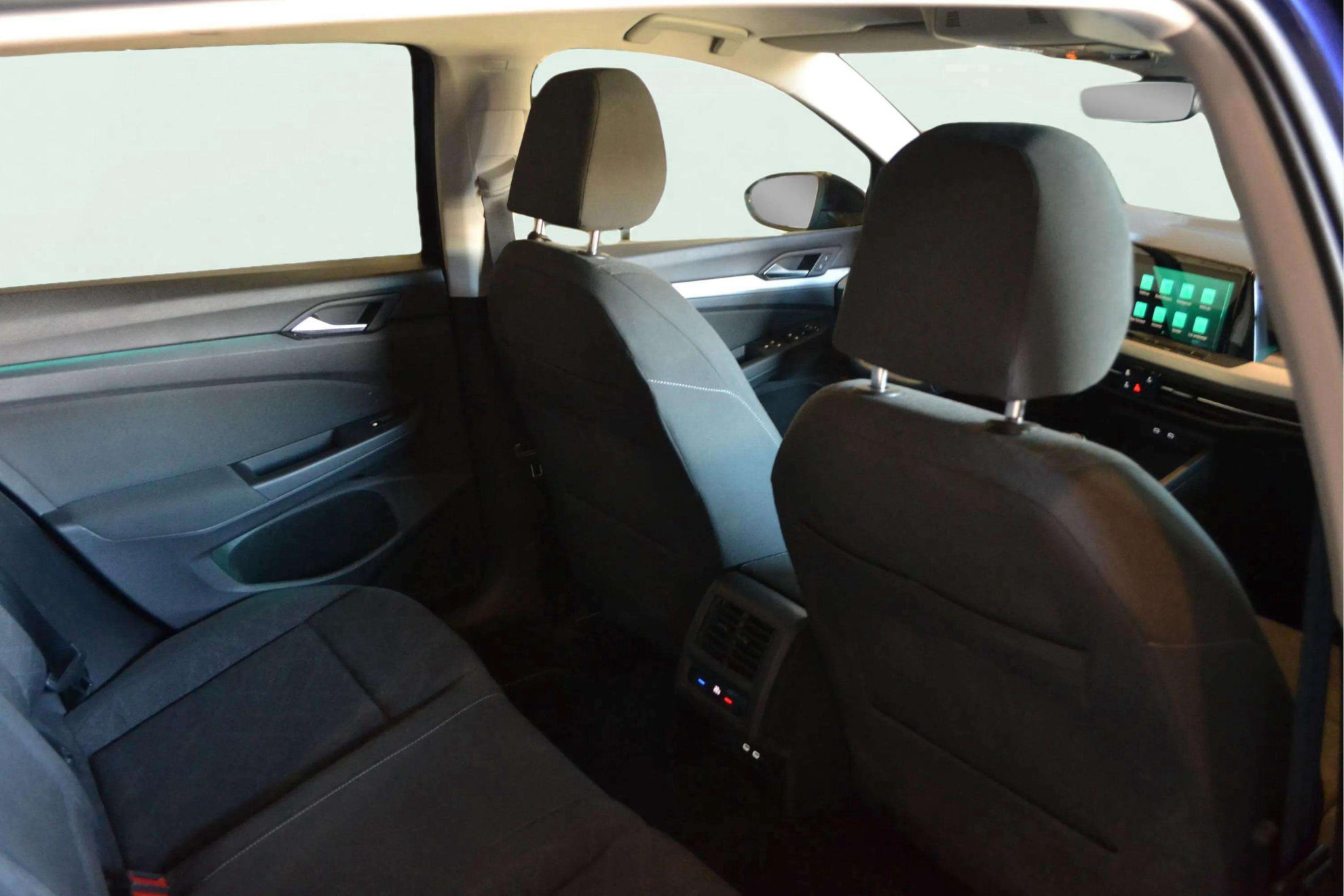 Volkswagen Golf Life 2.0 TDI Variant - foto 11