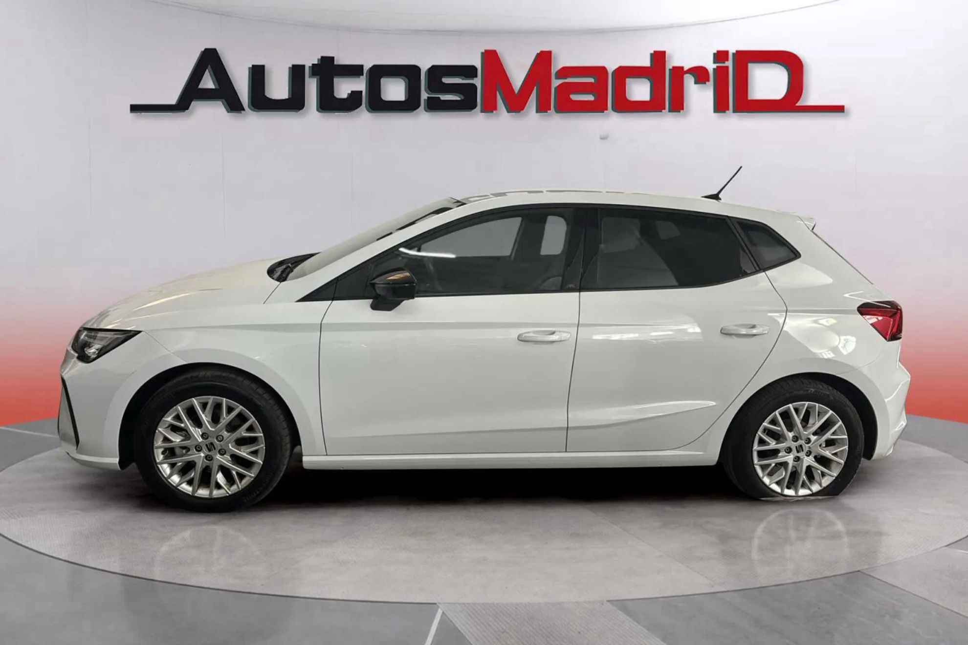 SEAT Ibiza 1.0 TSI FR - foto 4