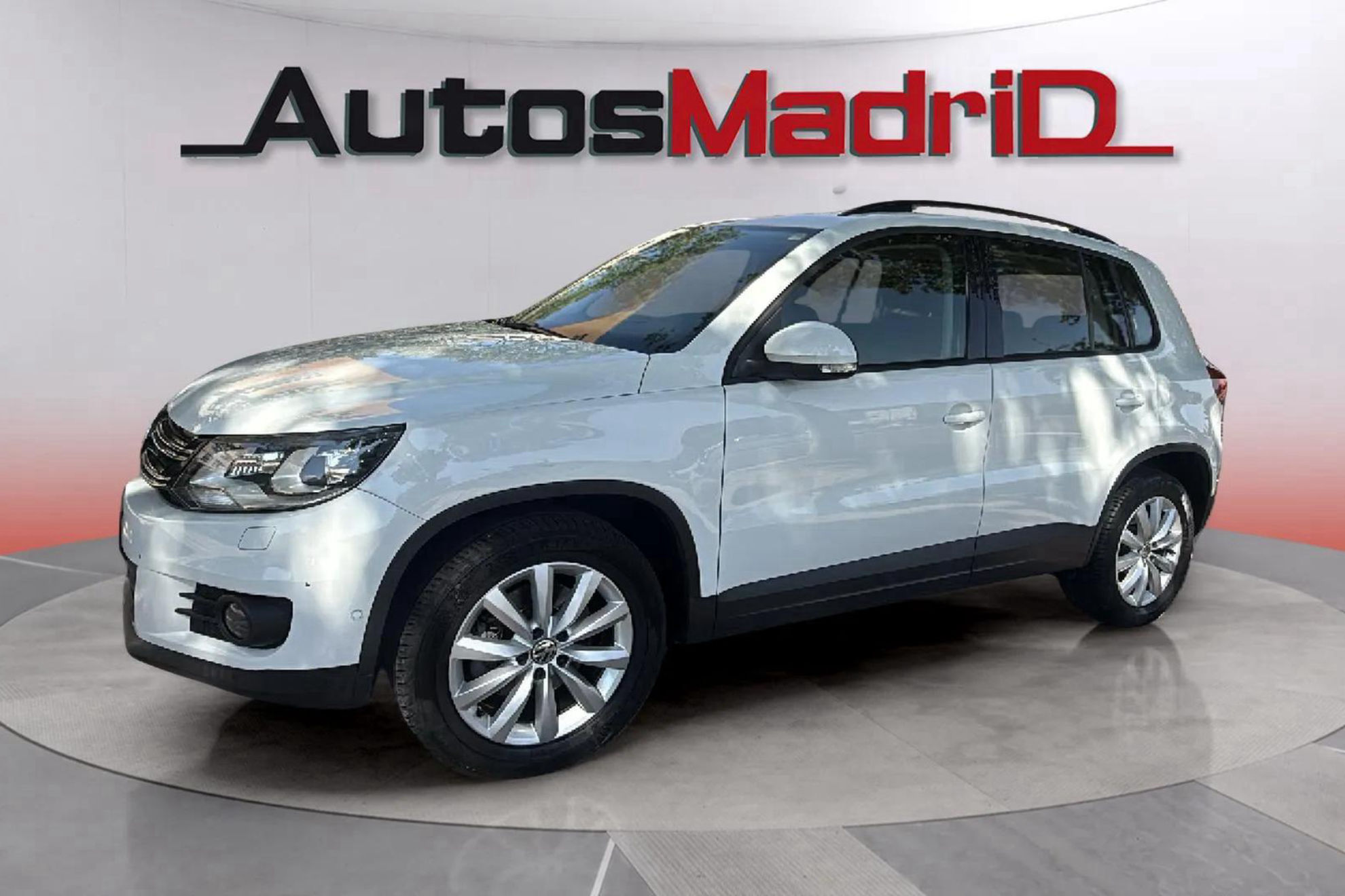 Volkswagen Tiguan T1 Sport 2.0 TDI BMT 4x2 - foto 3