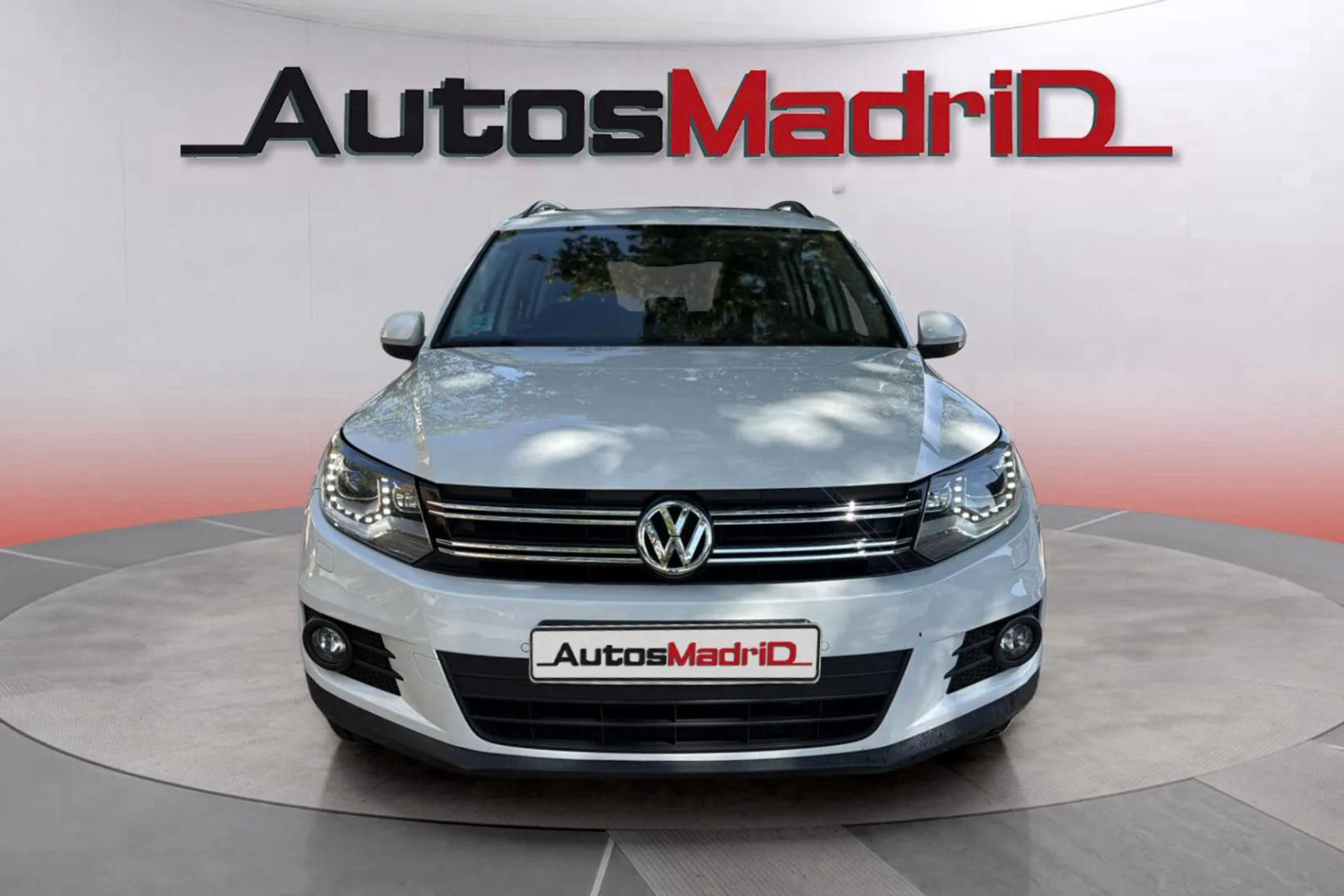 Volkswagen Tiguan T1 Sport 2.0 TDI BMT 4x2 - foto 2