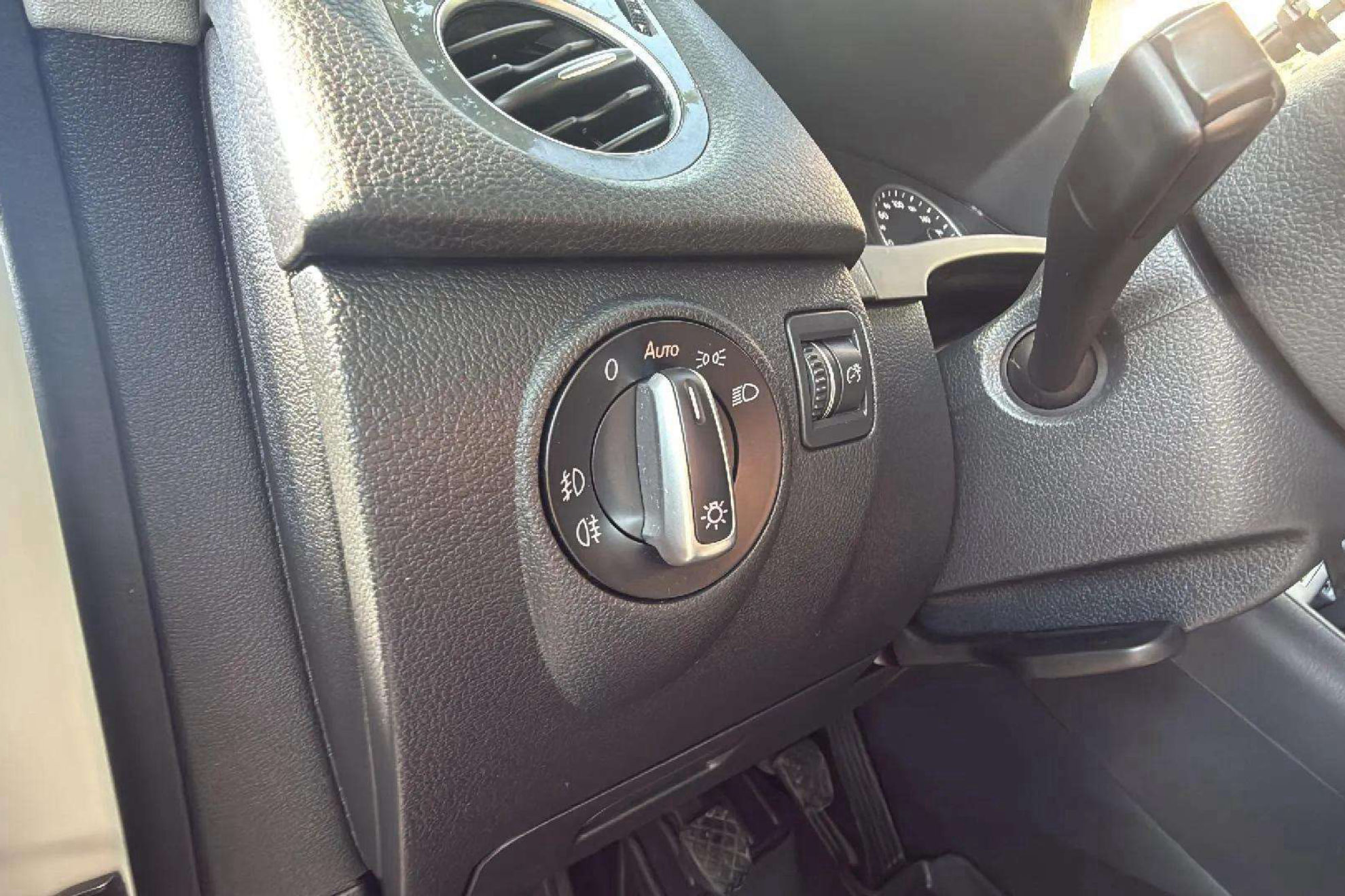 Volkswagen Tiguan T1 Sport 2.0 TDI BMT 4x2 - foto 11