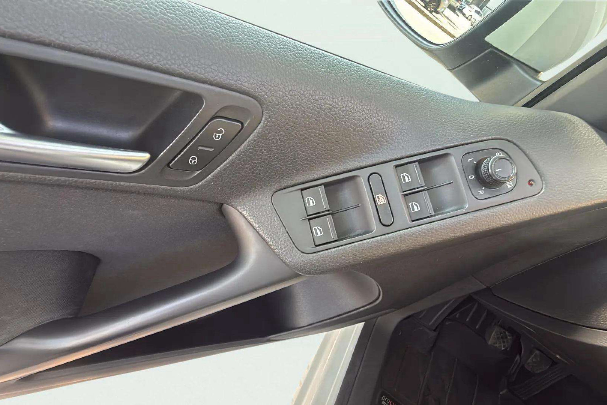 Volkswagen Tiguan T1 Sport 2.0 TDI BMT 4x2 - foto 10