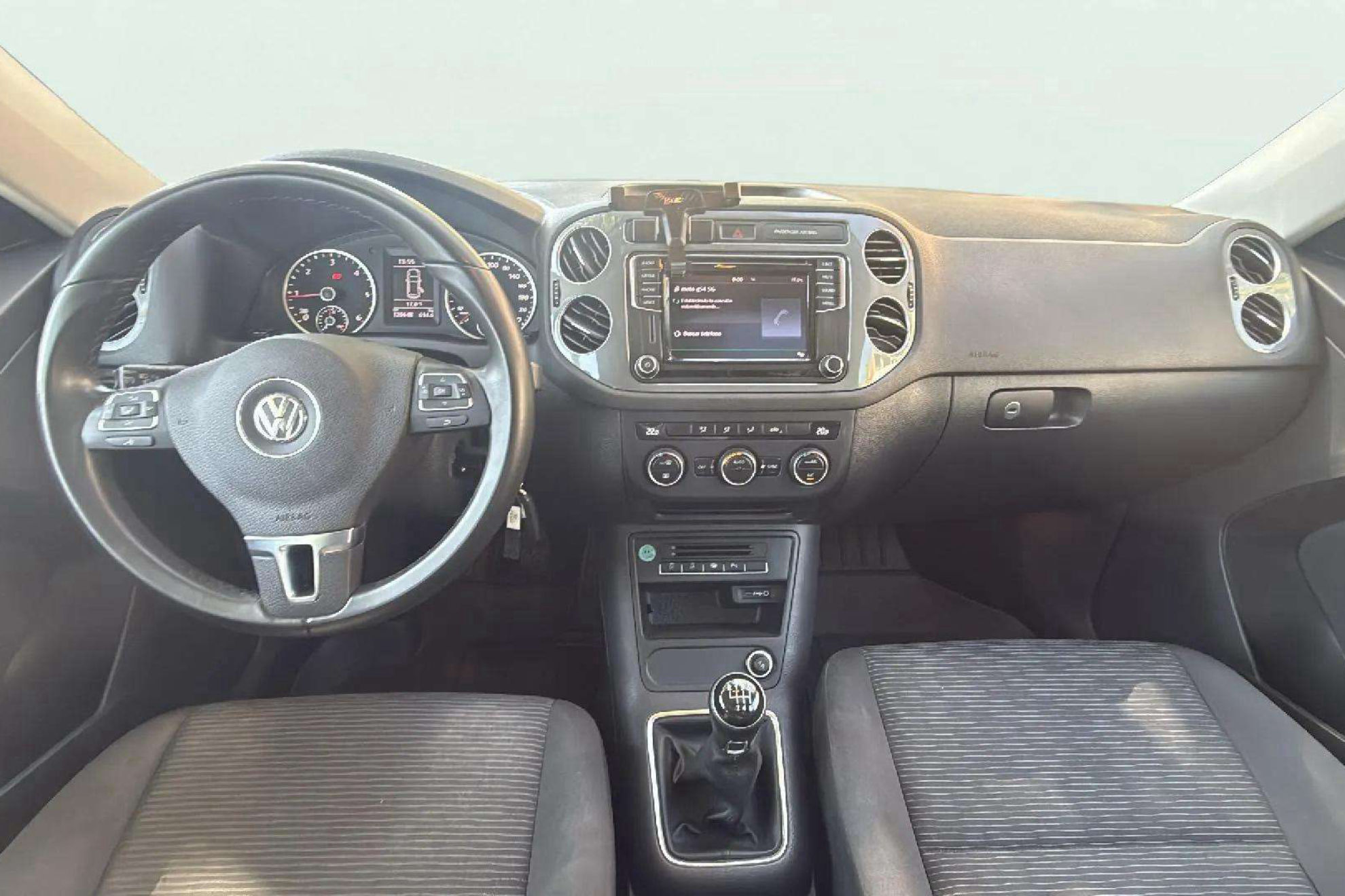 Volkswagen Tiguan T1 Sport 2.0 TDI BMT 4x2 - foto 28