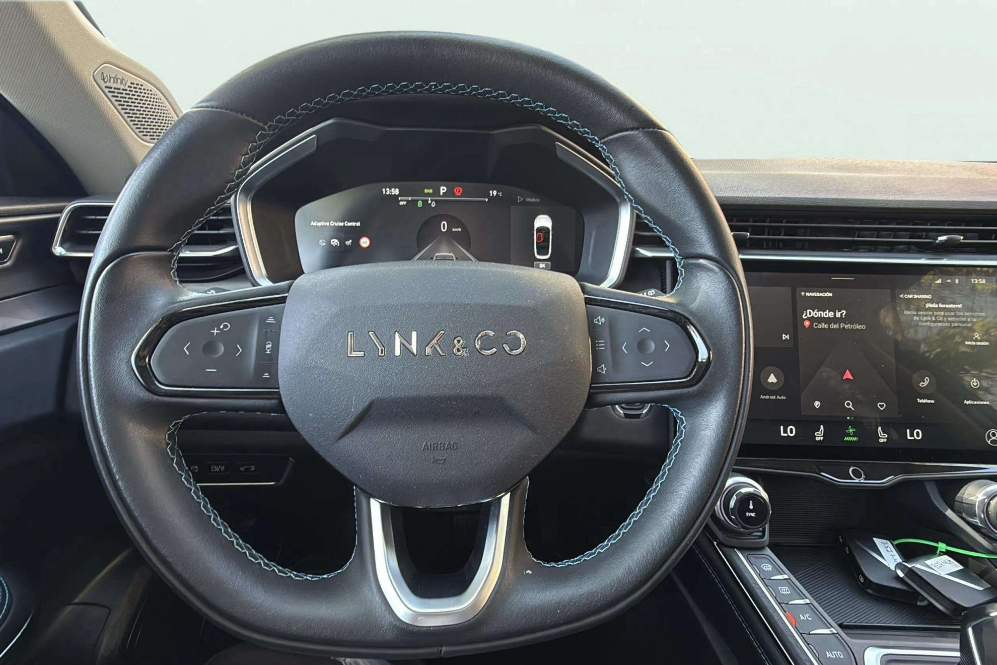 Lynk & Co 01 1.5 PHEV - foto 14