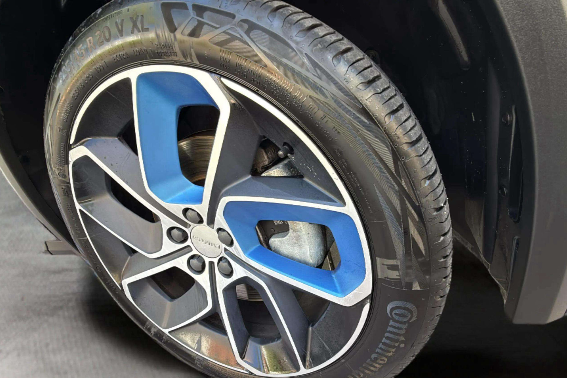 Lynk & Co 01 1.5 PHEV - foto 38