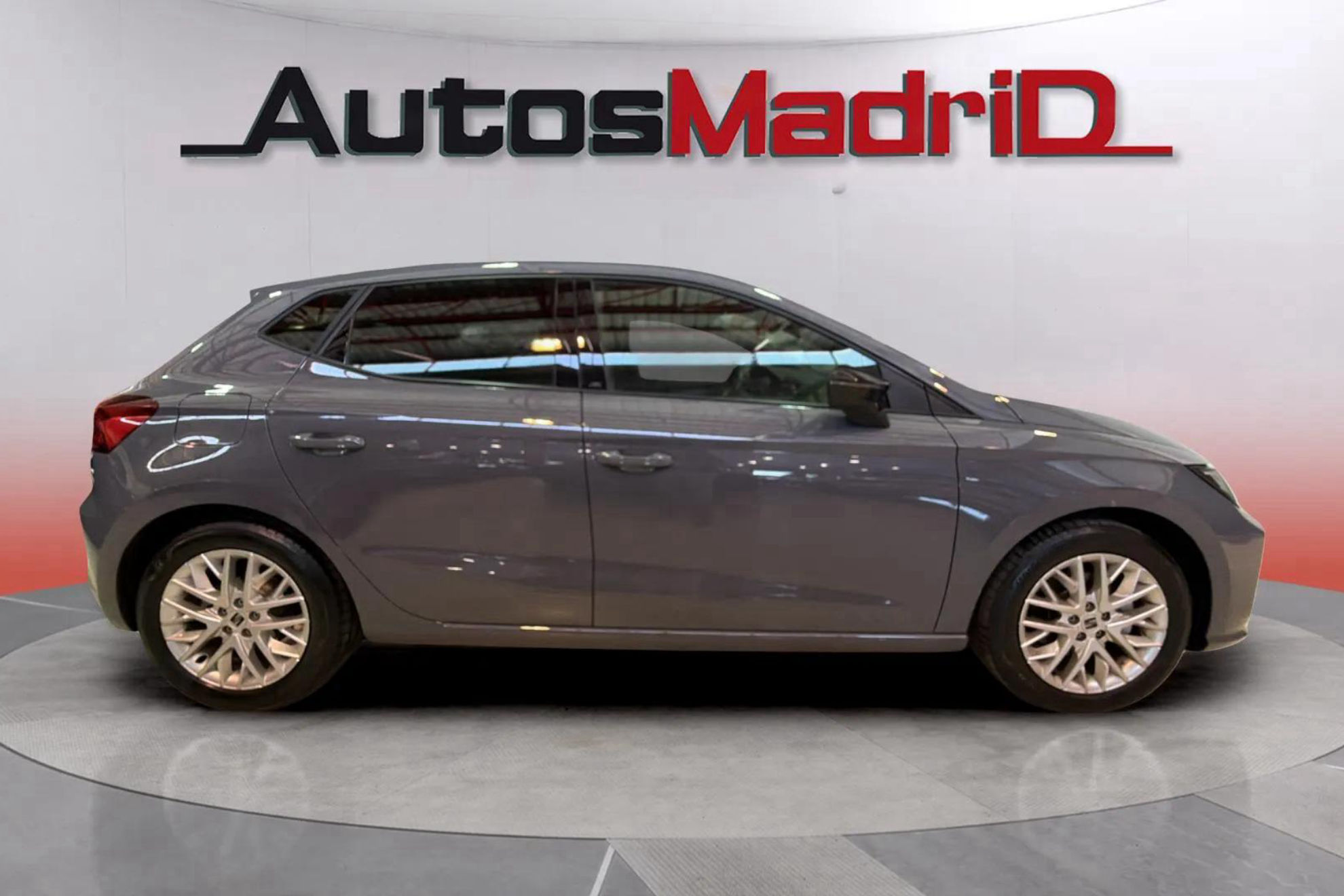 SEAT Ibiza 1.0 TSI FR - foto 9