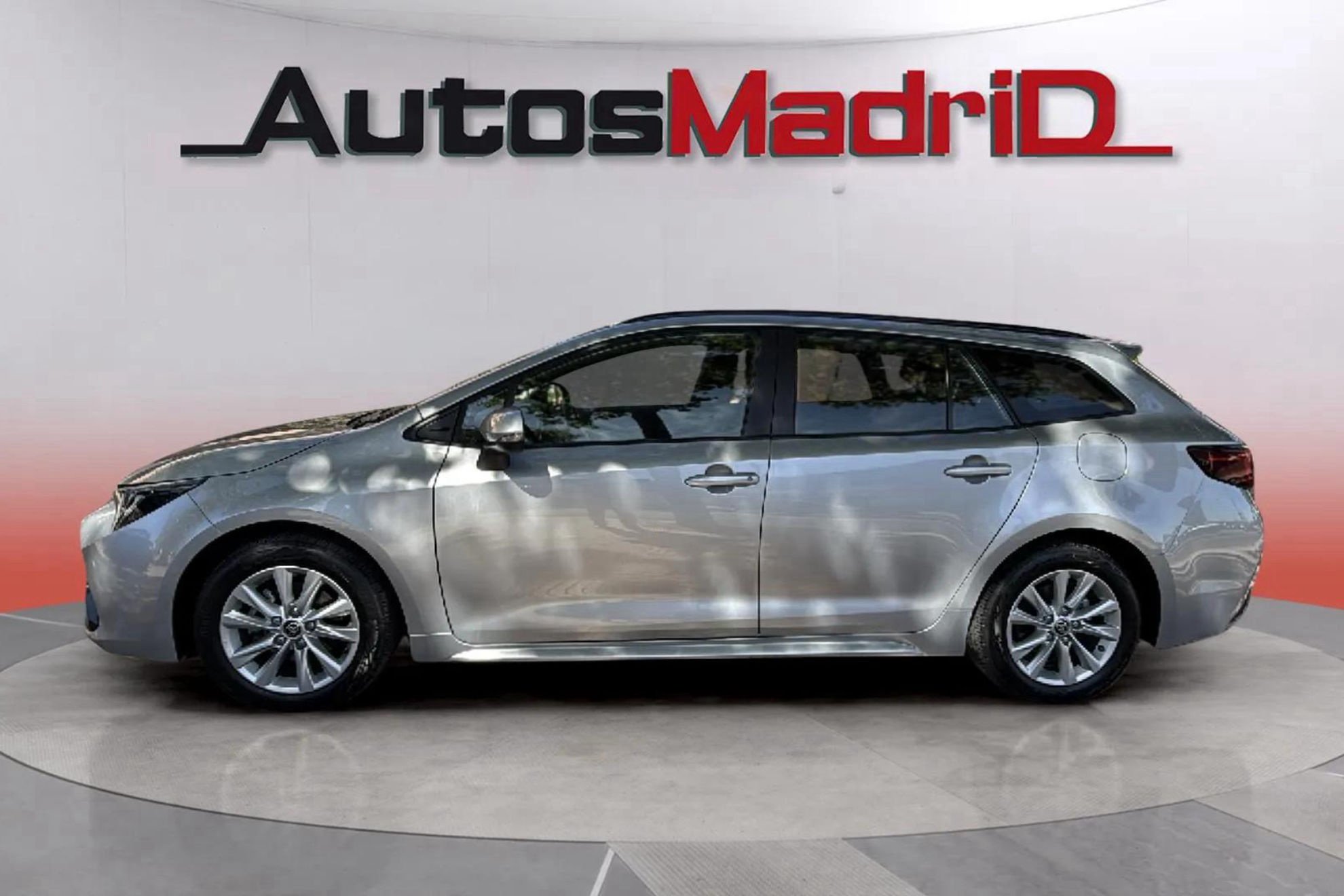 Toyota Corolla 140H Active Plus Touring Sport - foto 4
