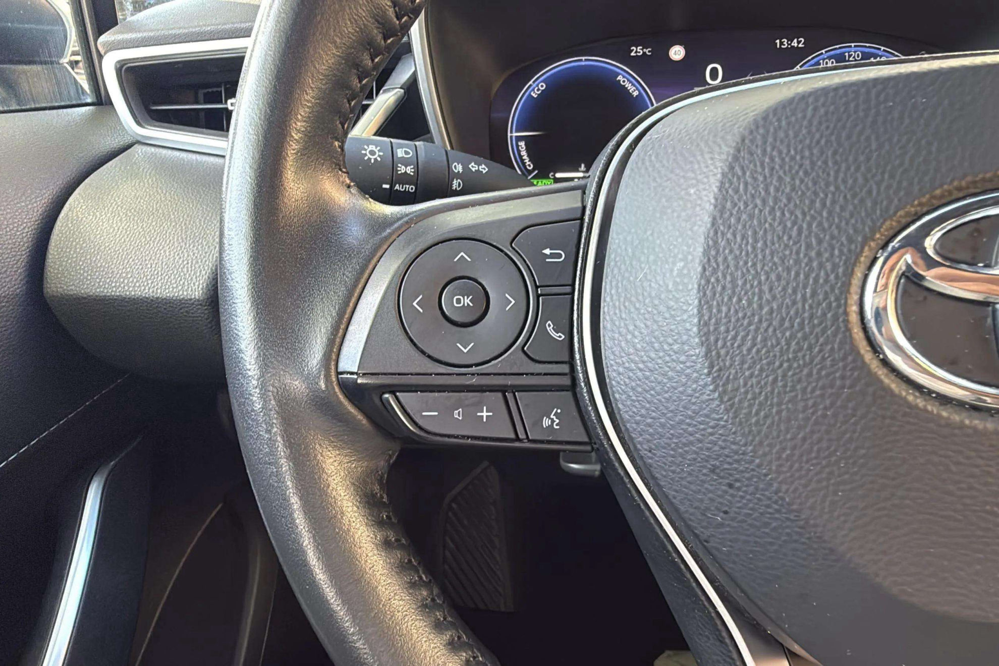 Toyota Corolla 140H Active Plus Touring Sport - foto 15