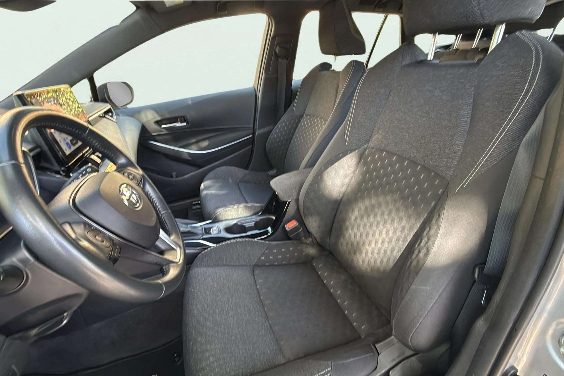 Toyota Corolla 140H Active Plus Touring Sport - foto 24