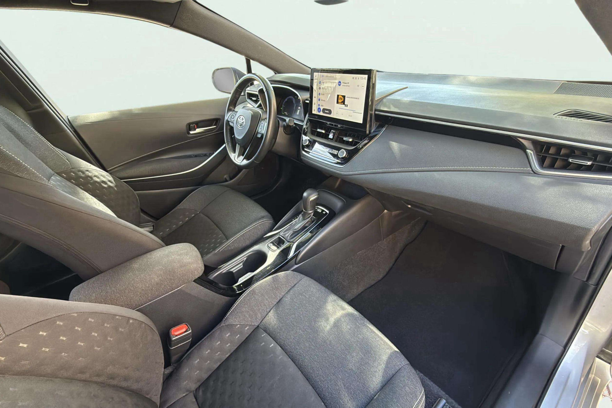 Toyota Corolla 140H Active Plus Touring Sport - foto 25