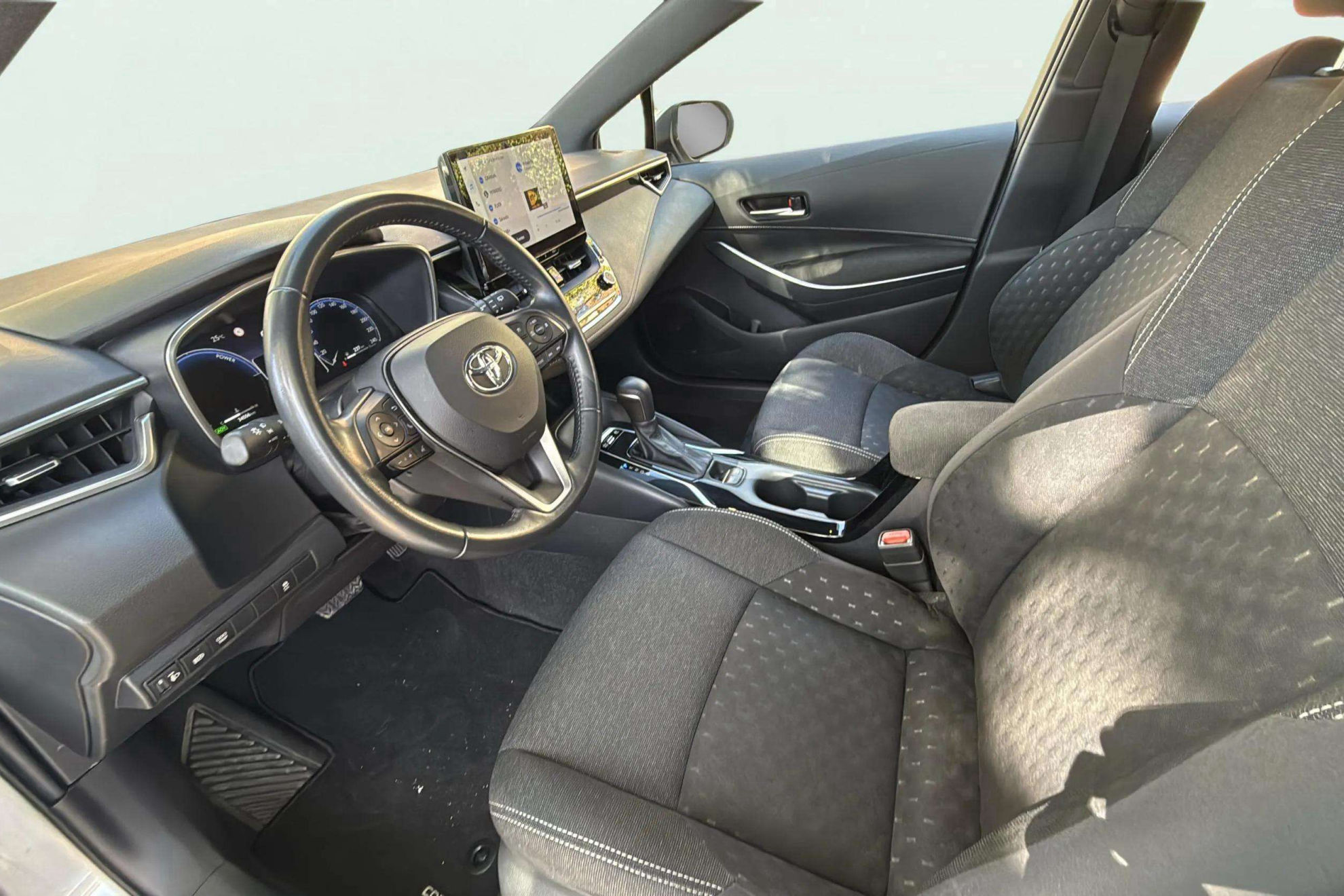 Toyota Corolla 140H Active Plus Touring Sport - foto 23