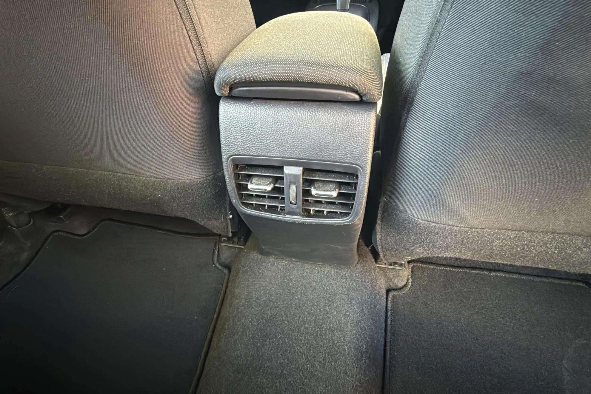 Toyota Corolla 140H Active Plus Touring Sport - foto 28