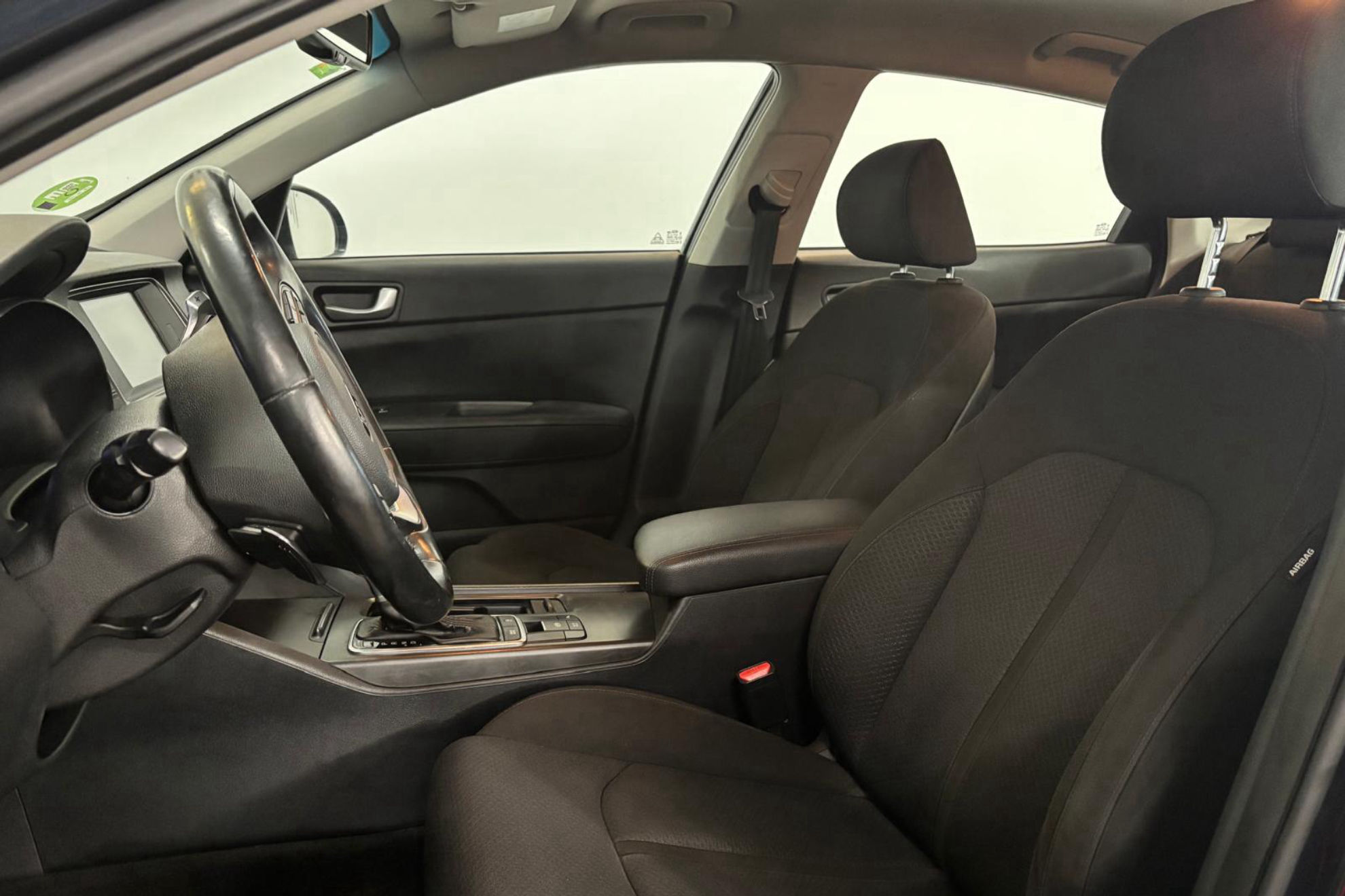 Kia Optima 1.7 CRDi VGT Business DCT Eco-Dynamics - foto 10