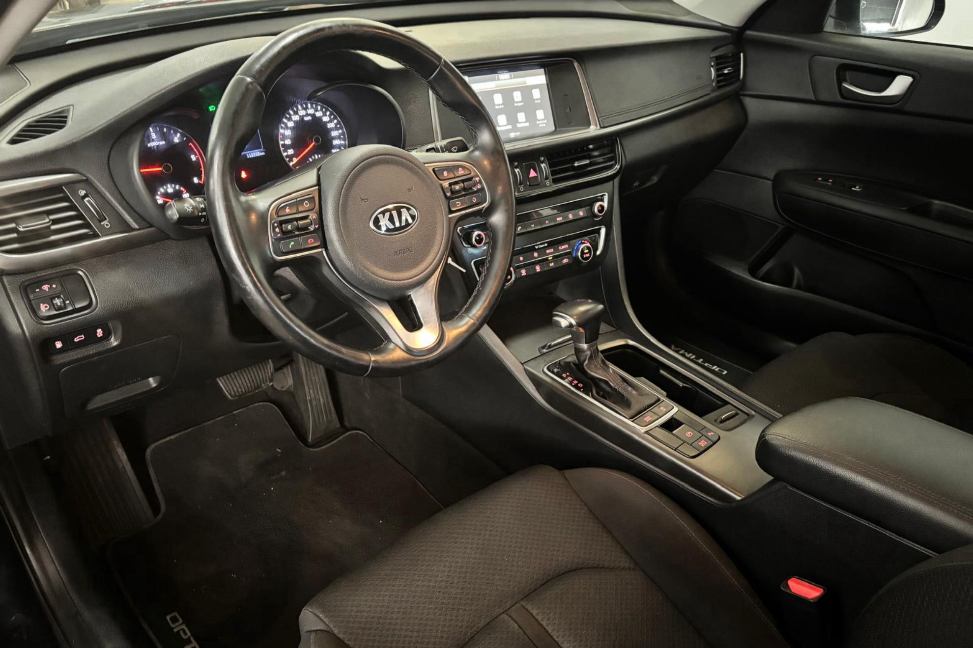 Kia Optima 1.7 CRDi VGT Business DCT Eco-Dynamics - foto 15