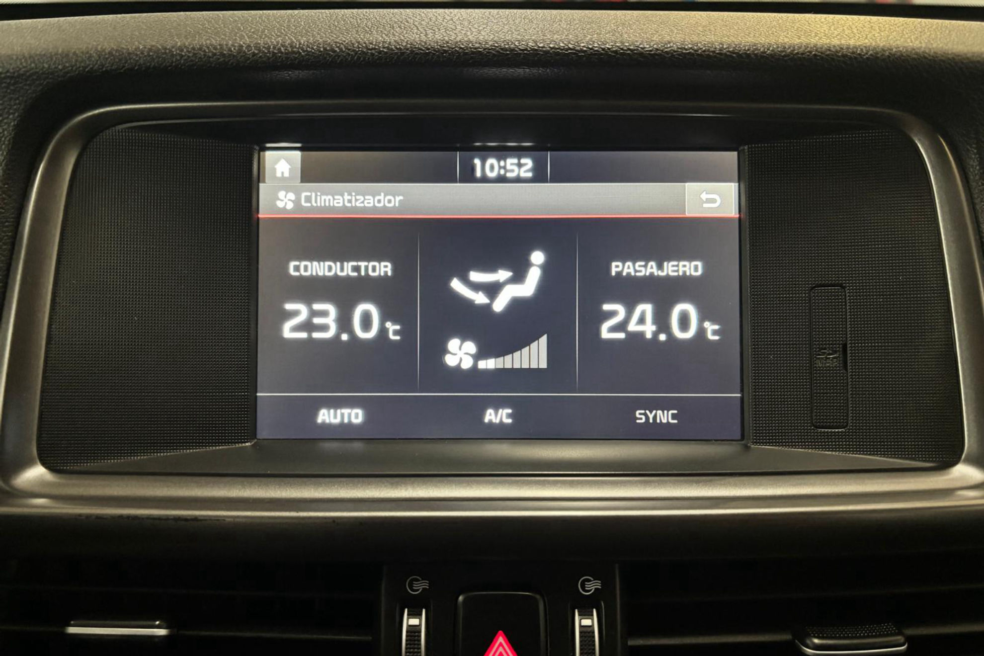 Kia Optima 1.7 CRDi VGT Business DCT Eco-Dynamics - foto 23