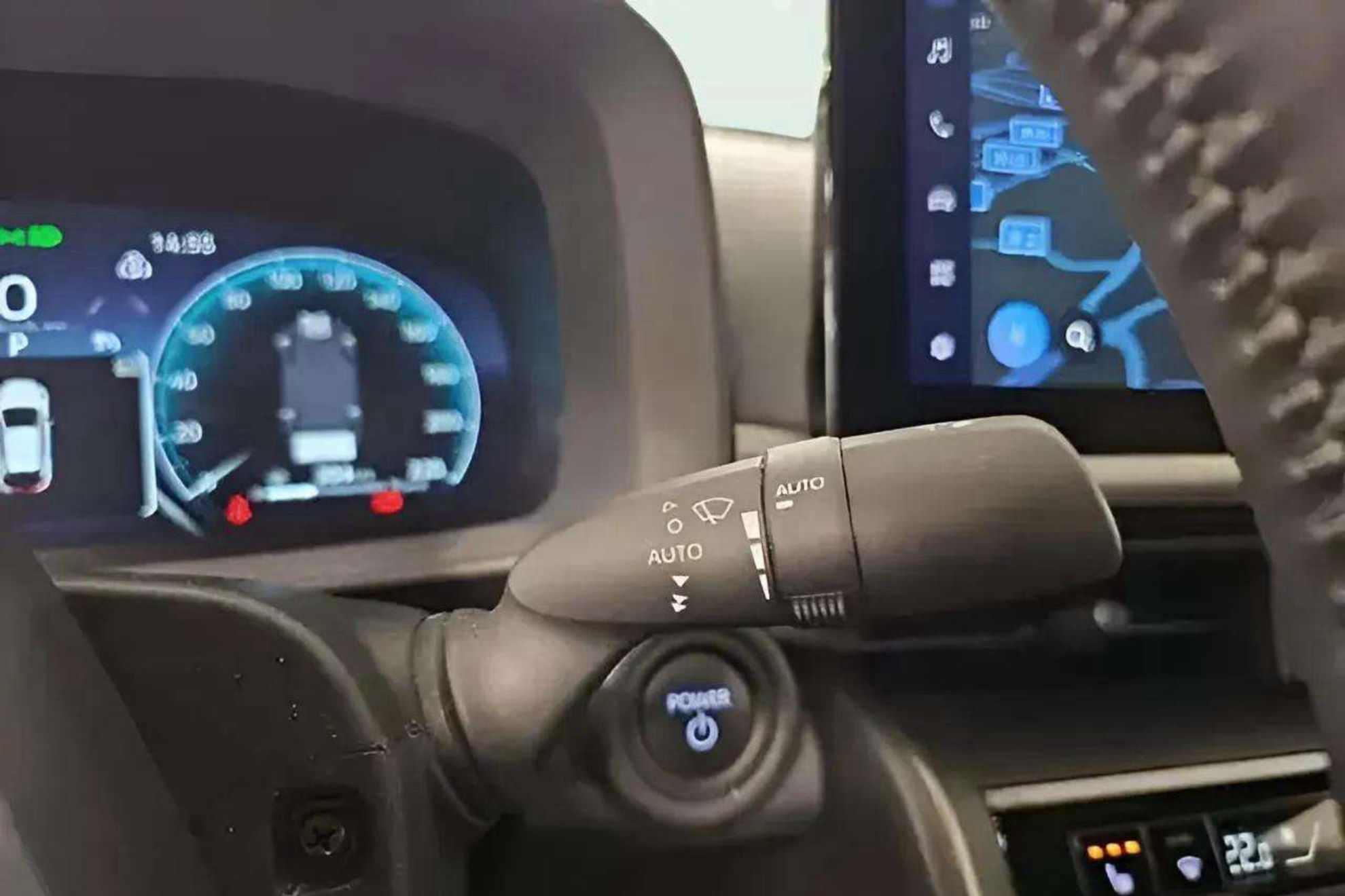 Toyota C-HR 1.8 140H Advance - foto 16