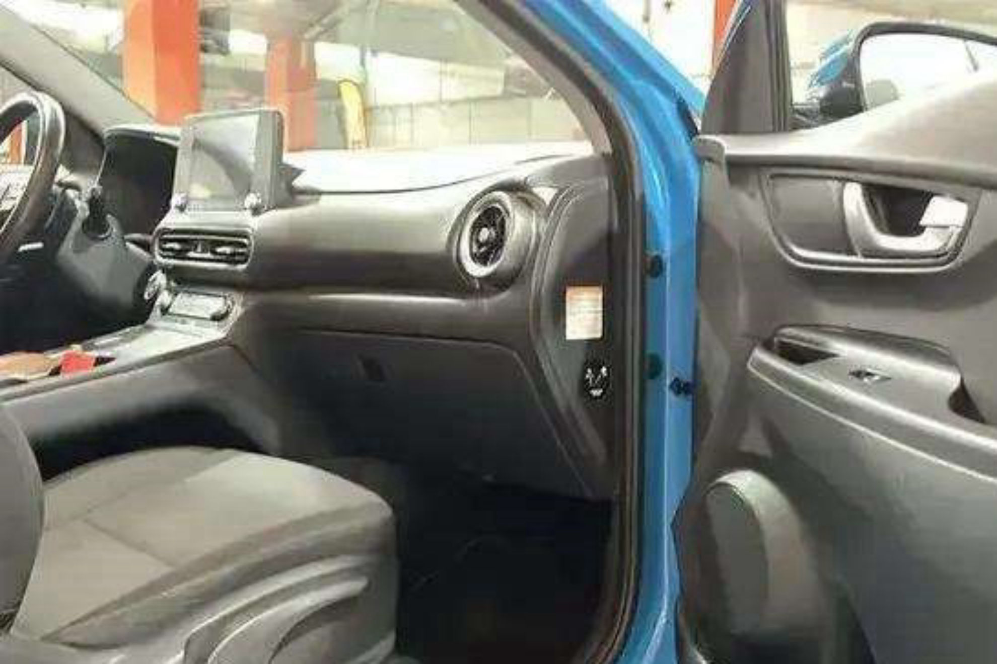 Hyundai Kona EV Maxx - foto 12