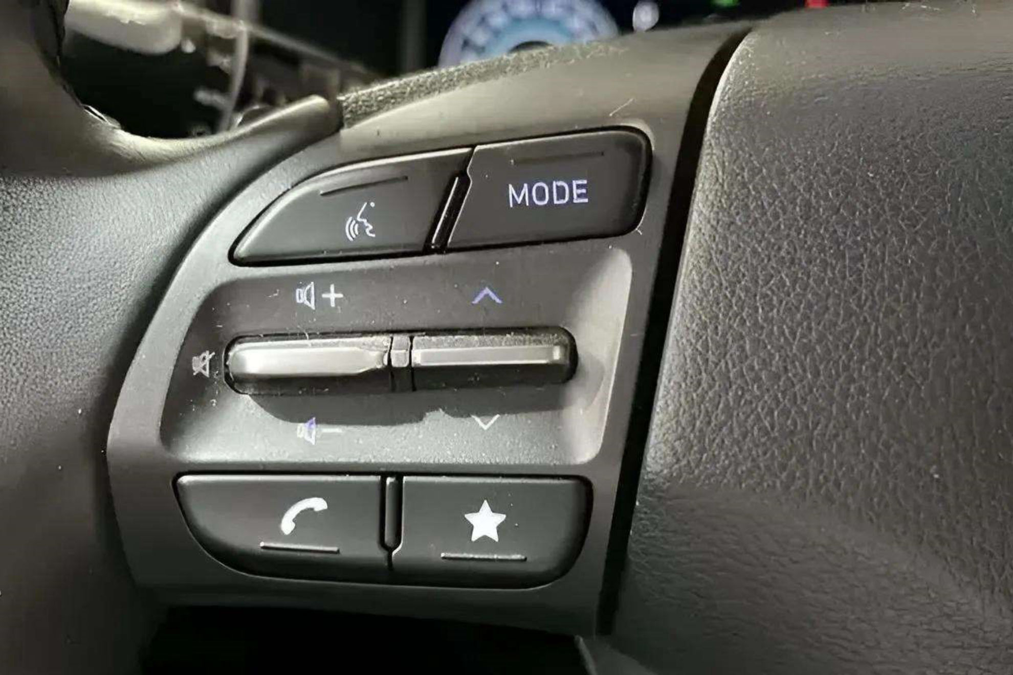 Hyundai Kona EV Maxx - foto 17