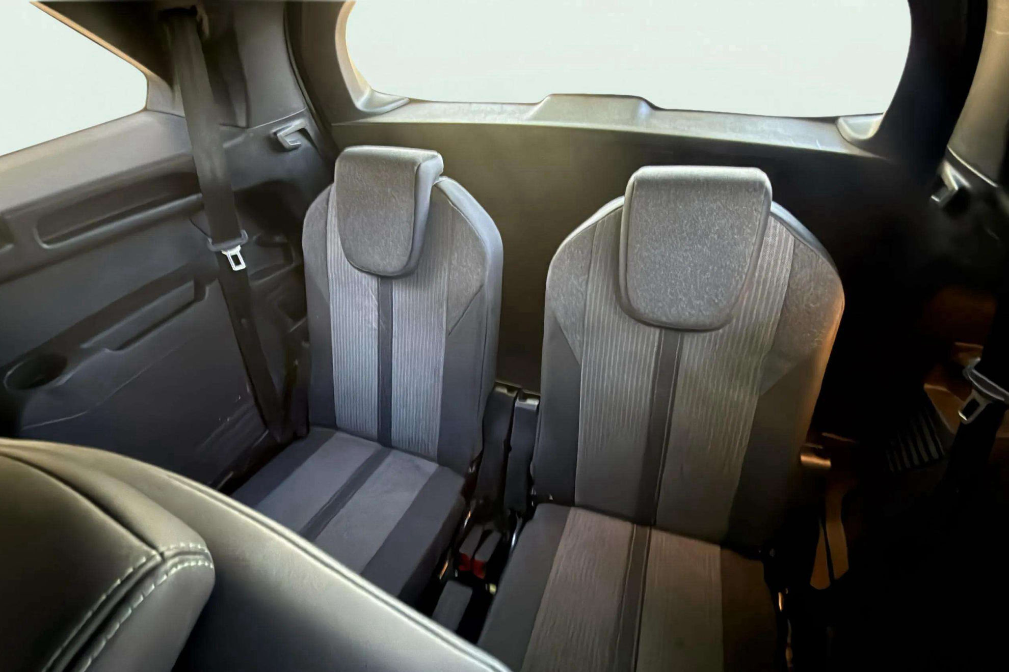 Peugeot 5008 1.2 Allure eDCS6 - foto 30