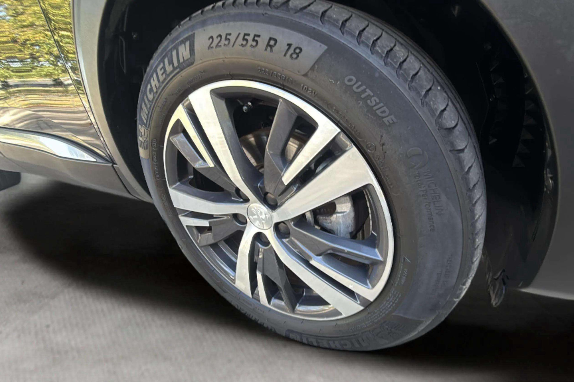 Peugeot 5008 1.2 Allure eDCS6 - foto 35