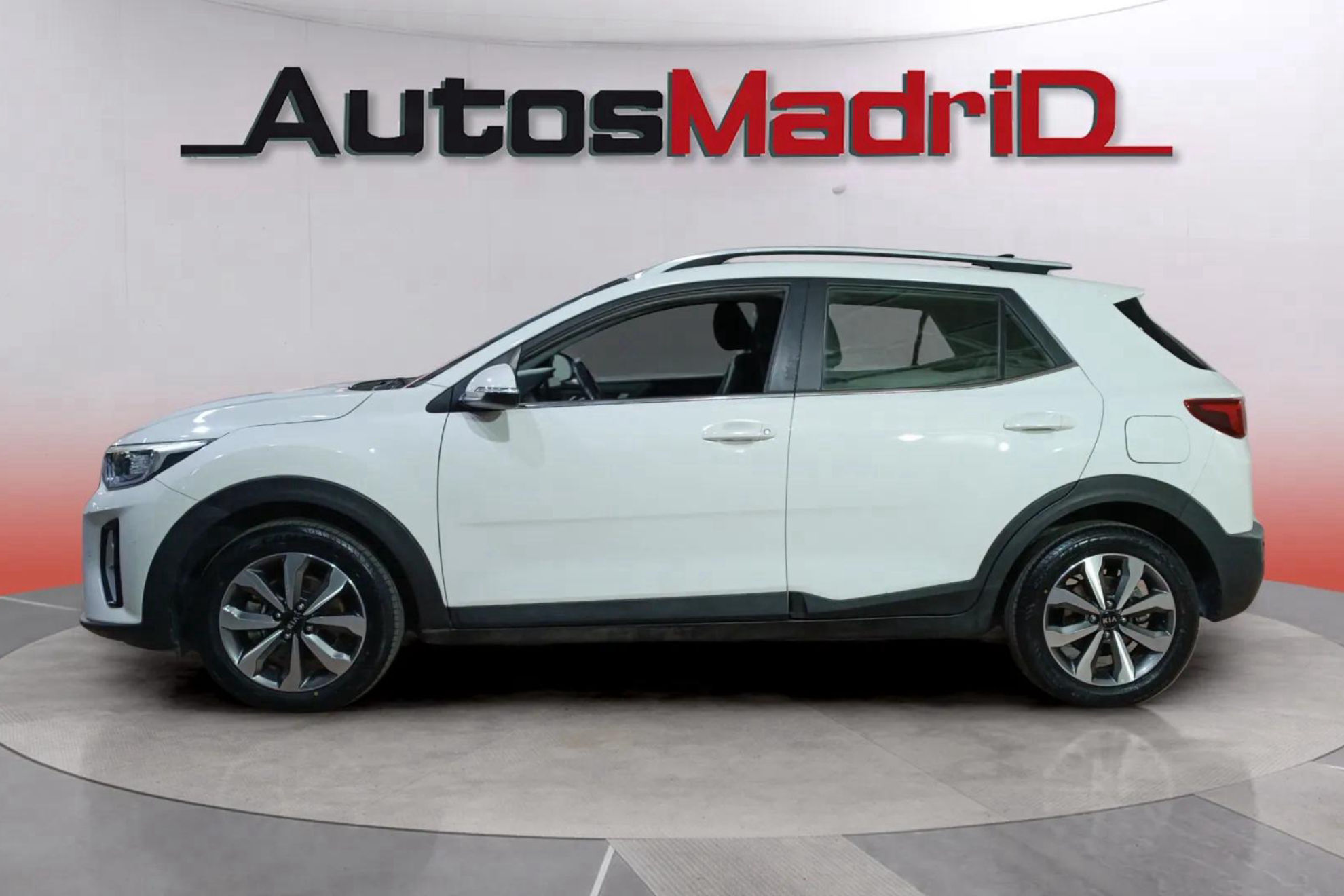 Kia Stonic 1.0 T-GDi MHEV IMT Drive - foto 4