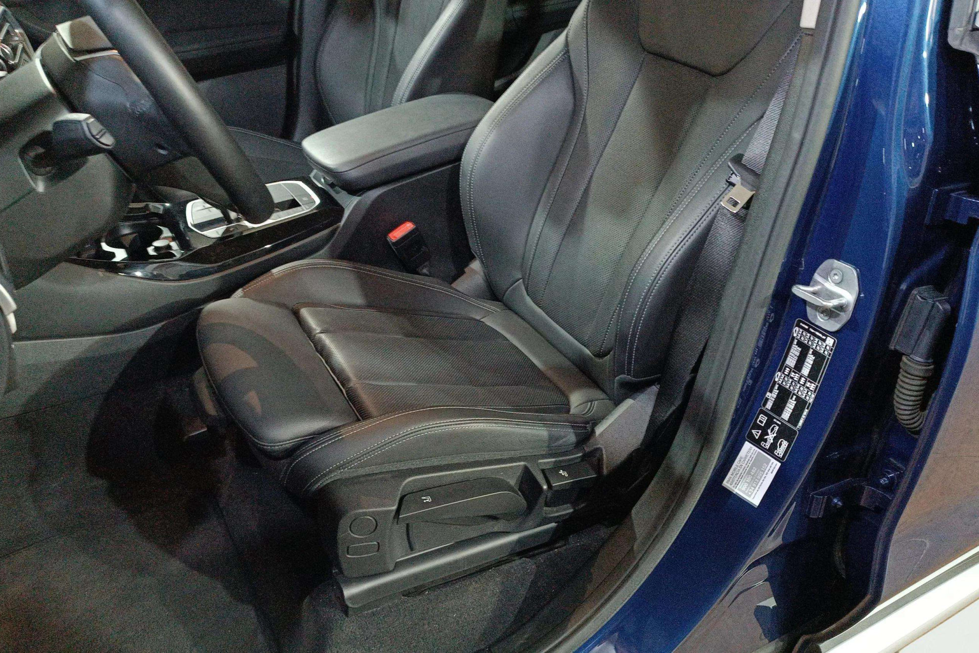 BMW X3 xDrive 20d xLine - foto 11