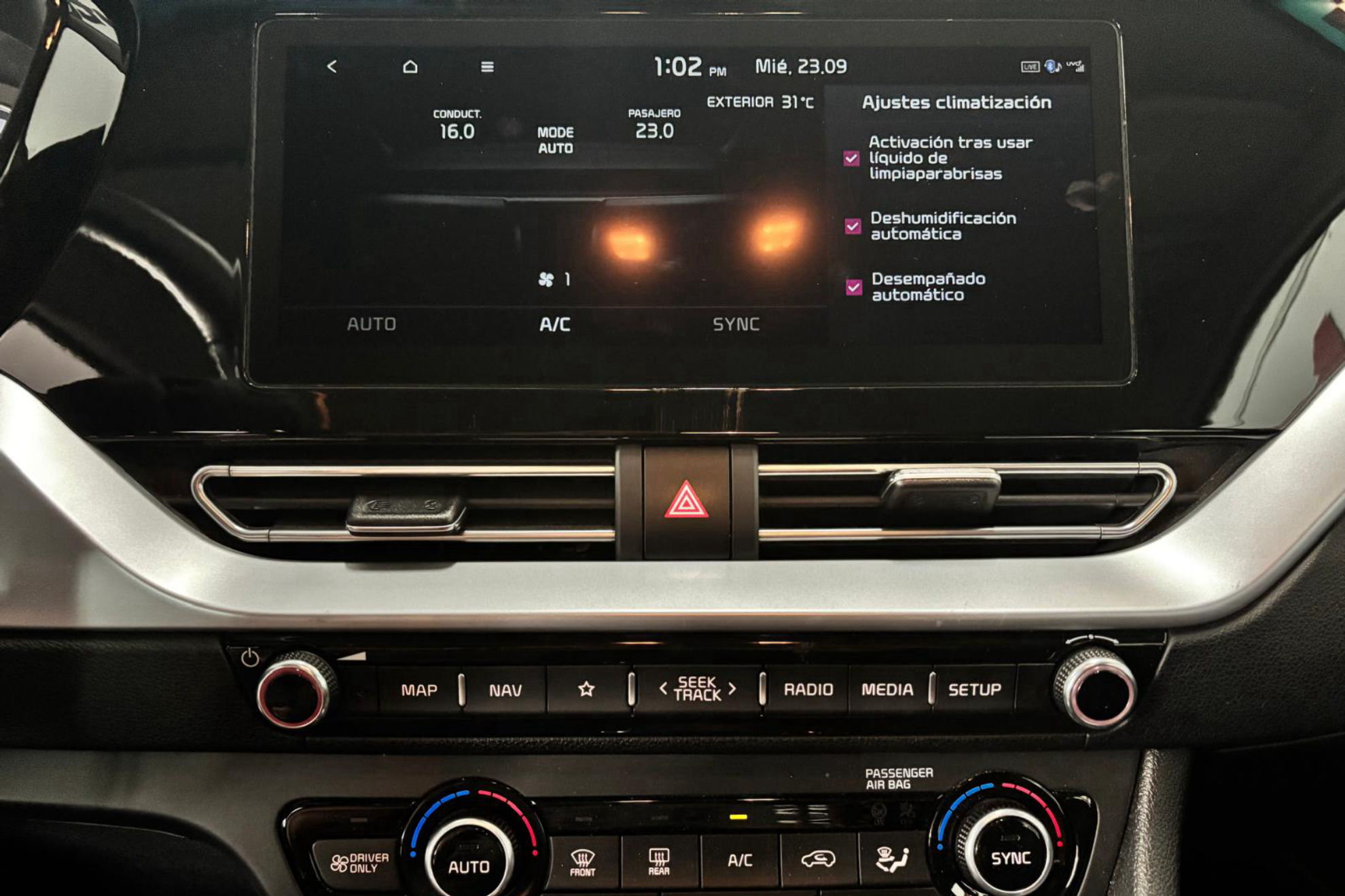 Kia Niro 1.6 GDi HEV Drive - foto 24
