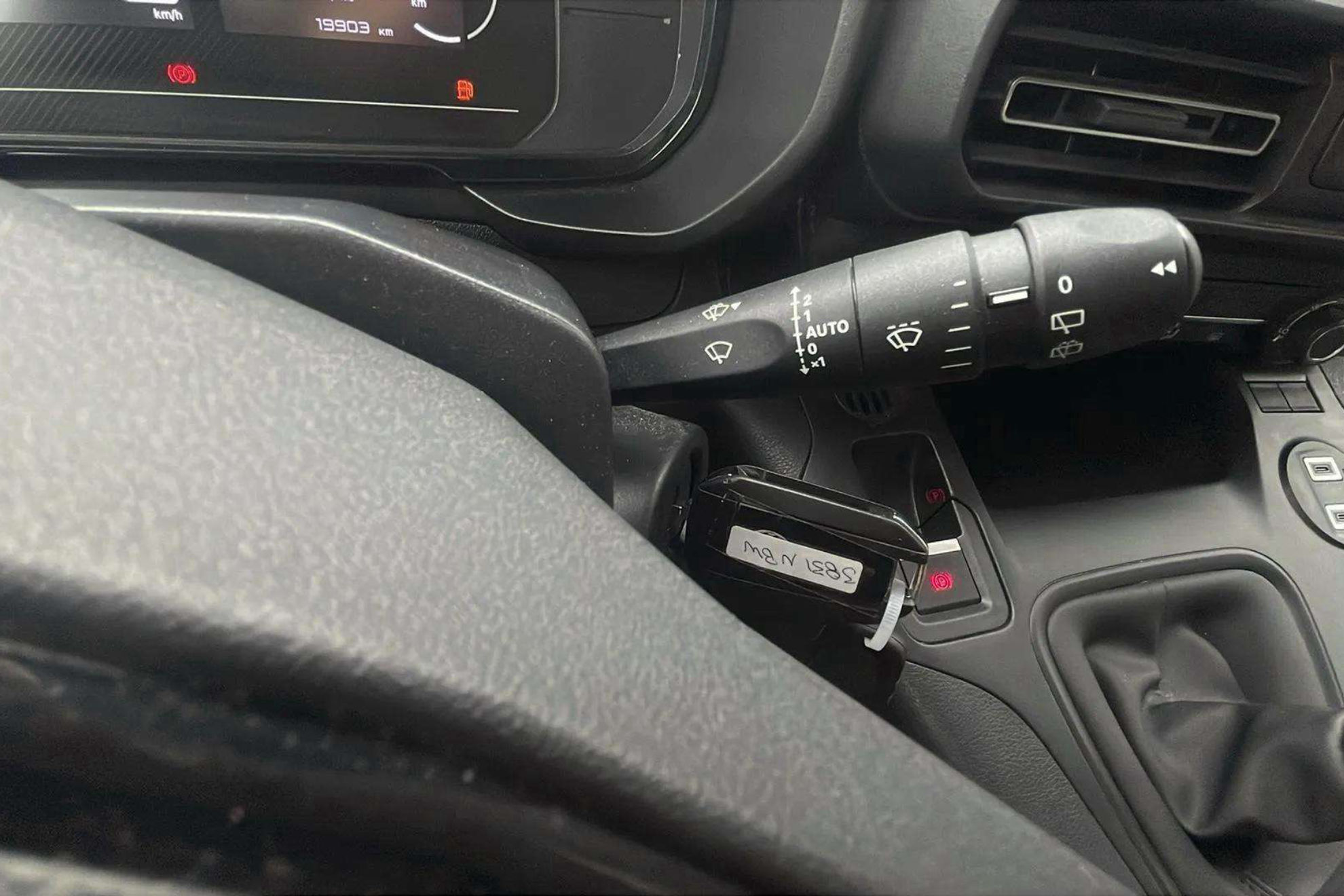 Citroën Berlingo Talla M BlueHDi 100 Plus - foto 16