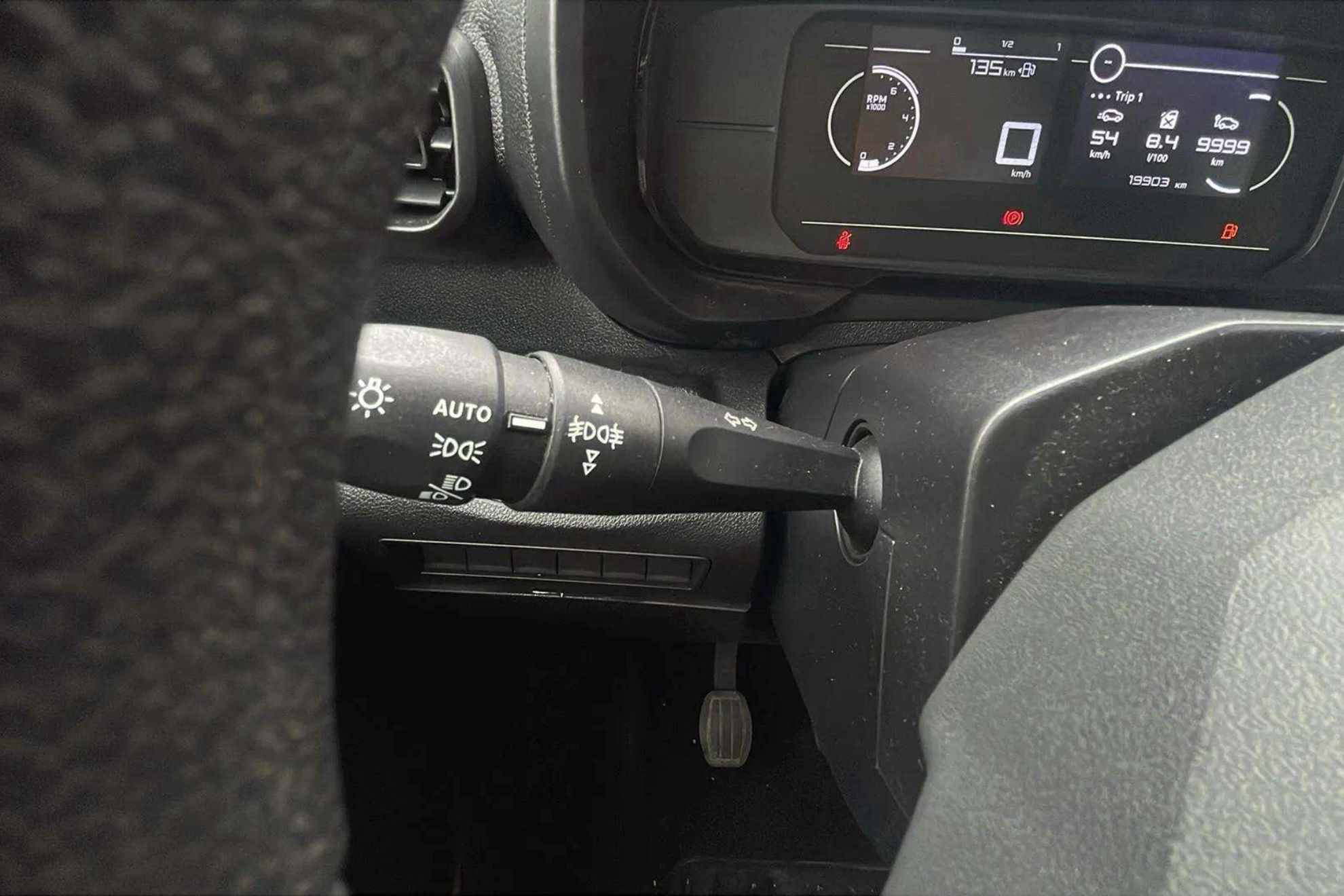 Citroën Berlingo Talla M BlueHDi 100 Plus - foto 15
