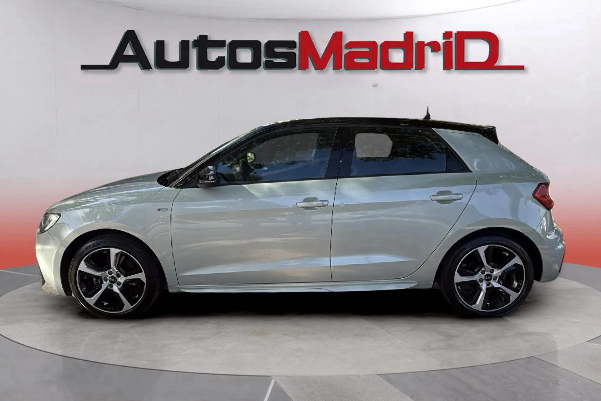 Audi A1 Sportback Adrenalin 30 TFSI S tron - foto 4